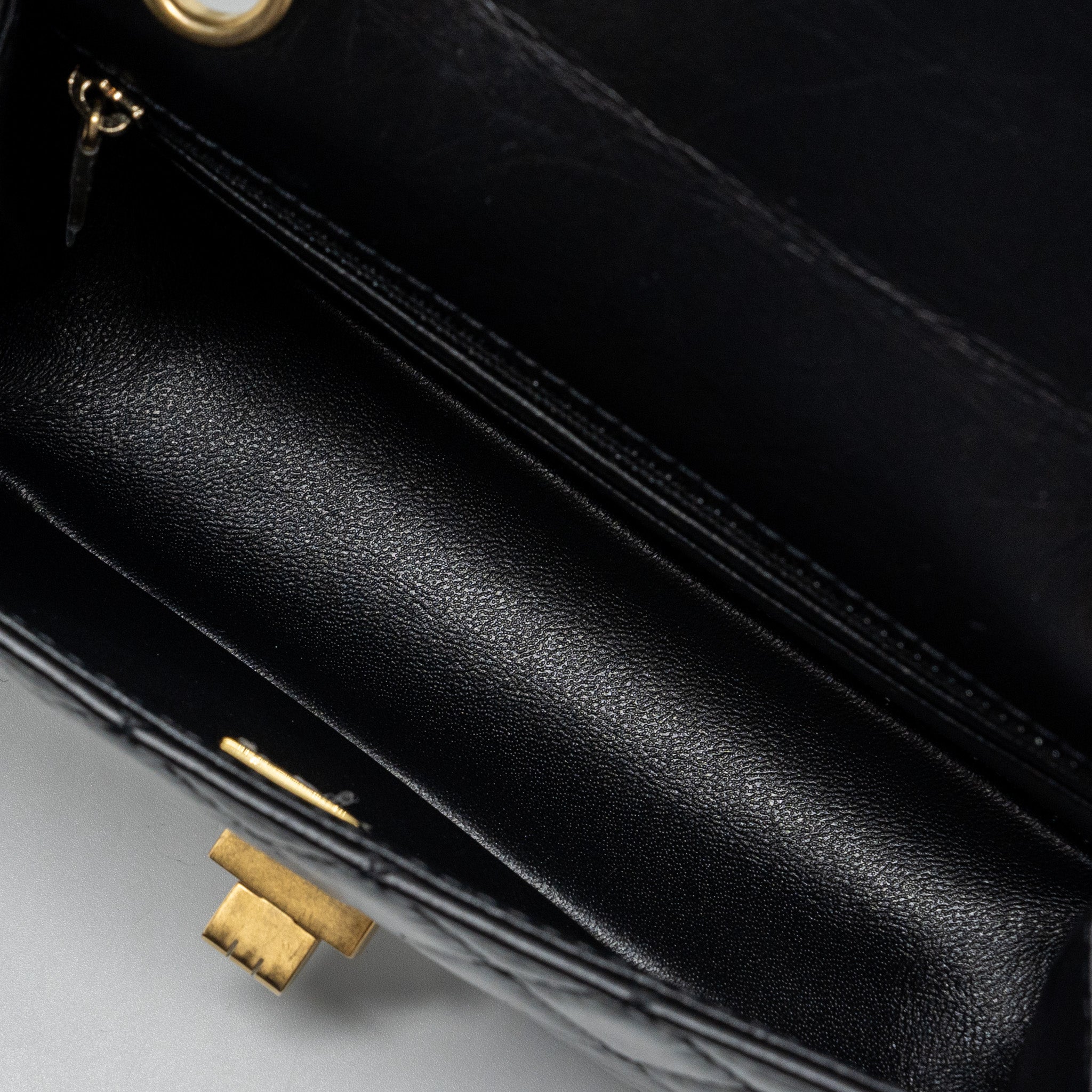 Chanel Mini 2.55 Reissue Flap Bag Aged Calfskin Black (microchip)