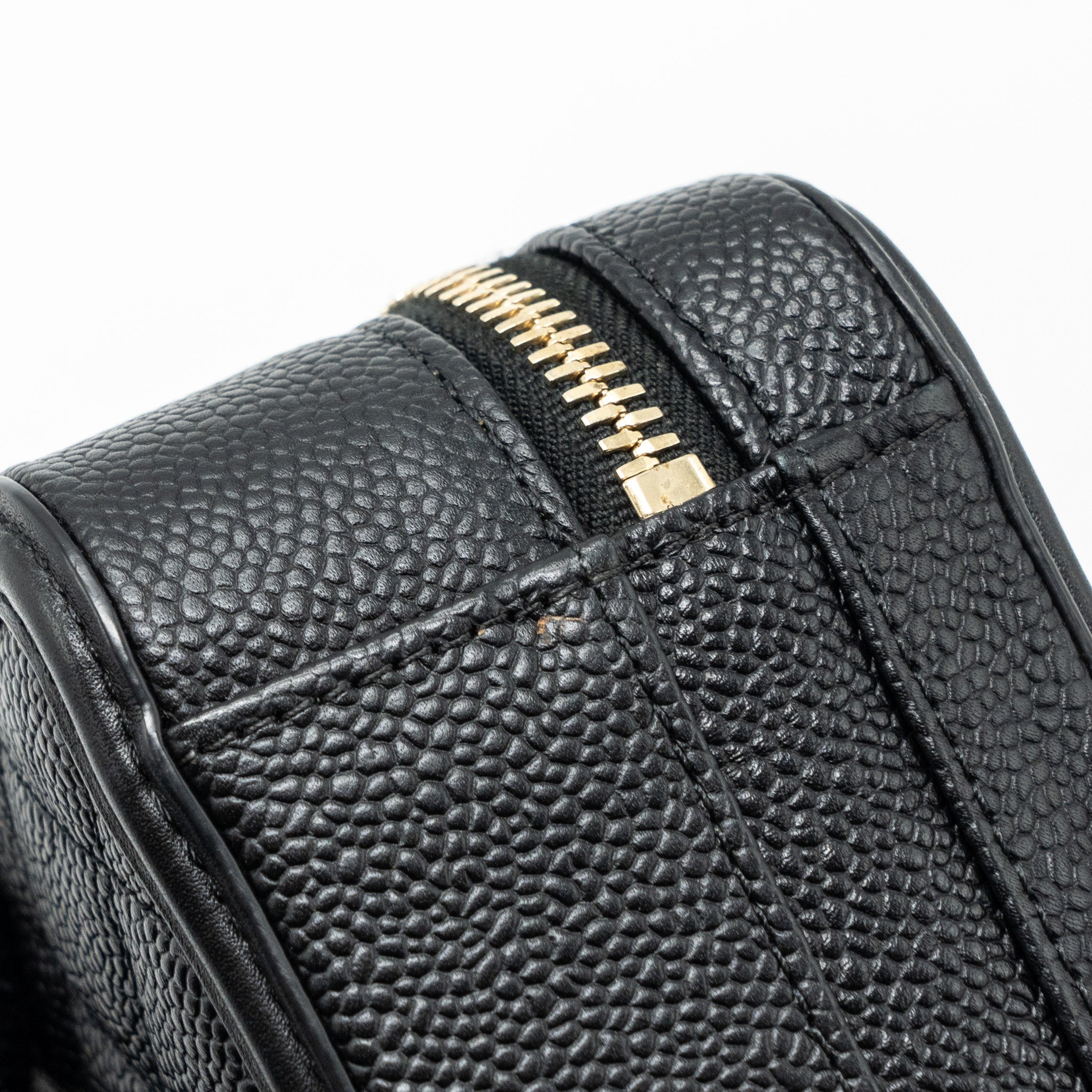 Chanel mini filigree vanity case Caviar black