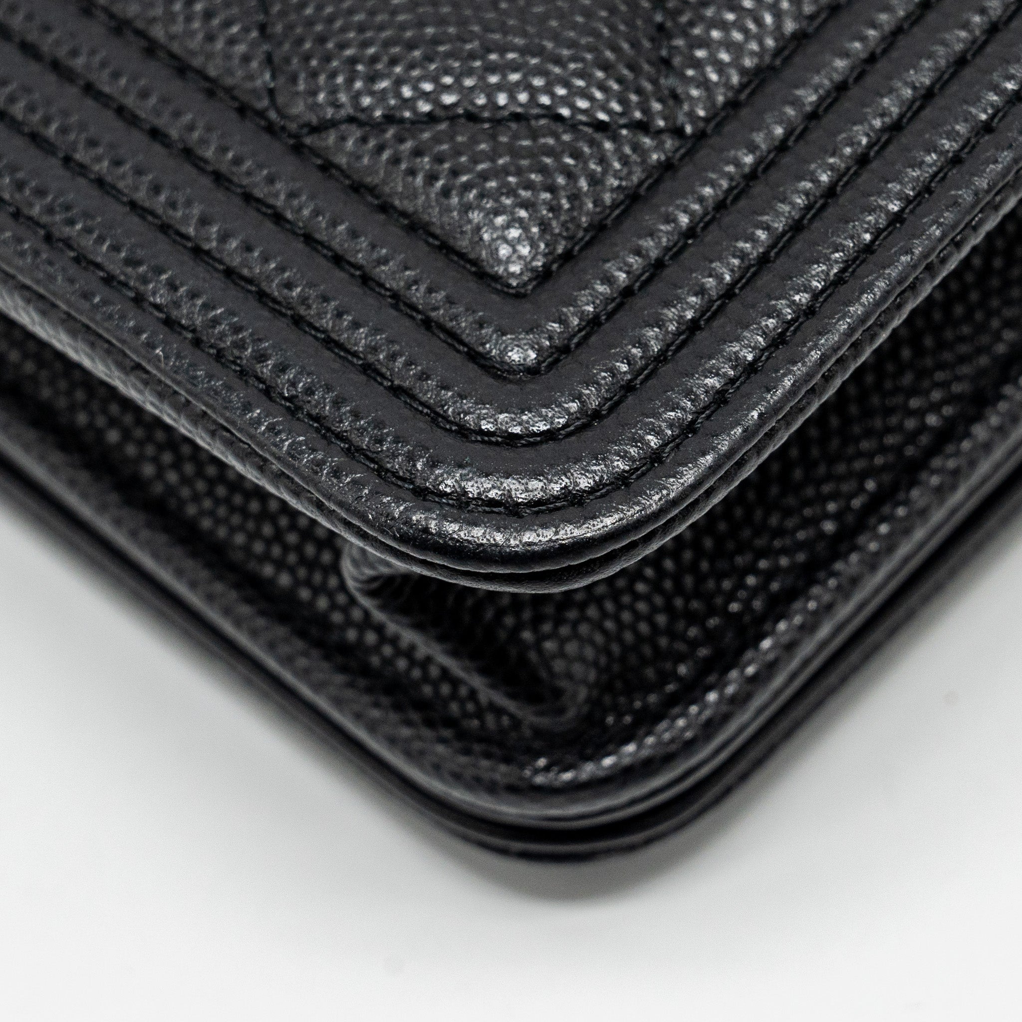 Chanel Boy Wallet on Chain caviar black  (Microchip)