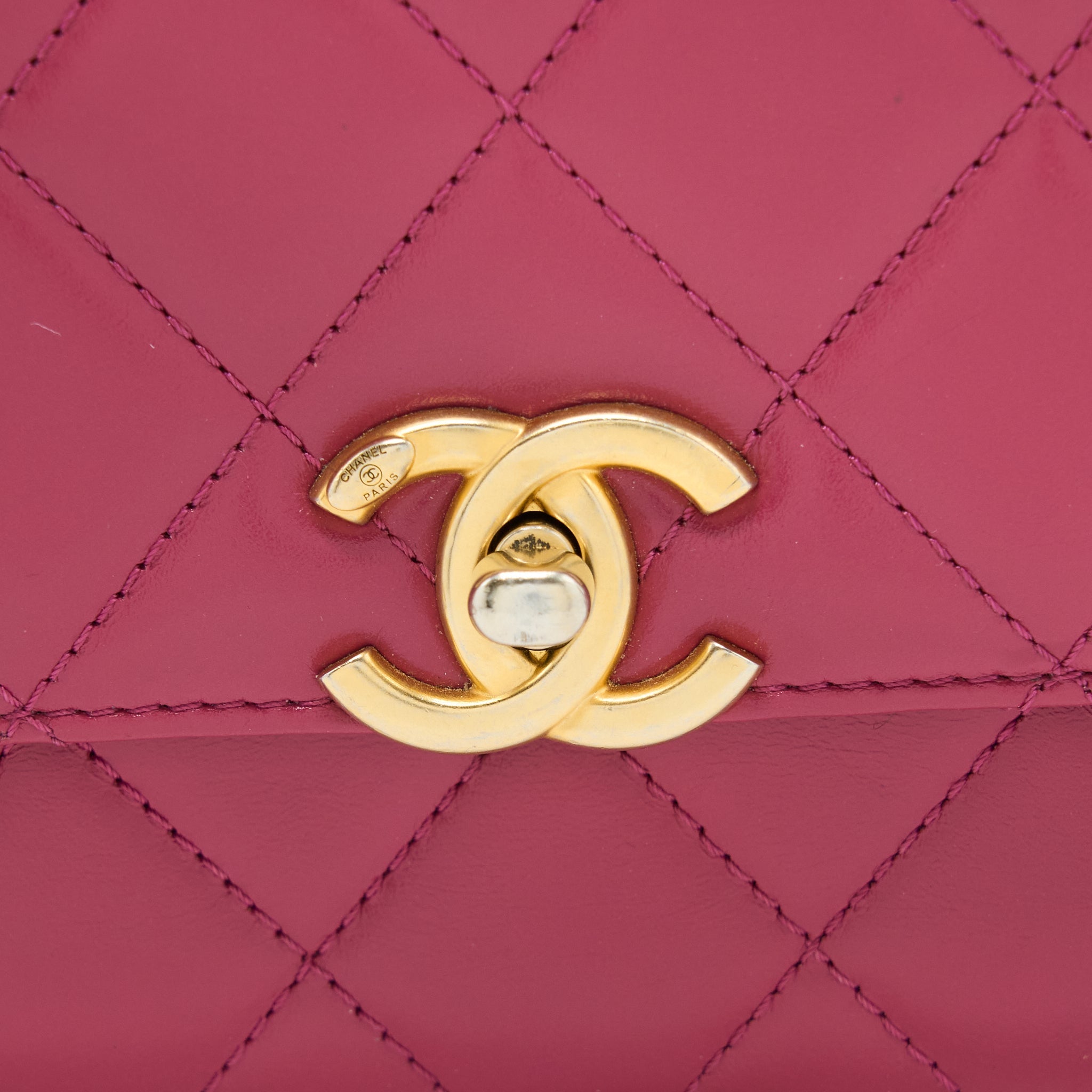 Chanel 21A Small Gold Crush Flap Bag Calfskin Raspberry Pink Brushed  (Microchip)