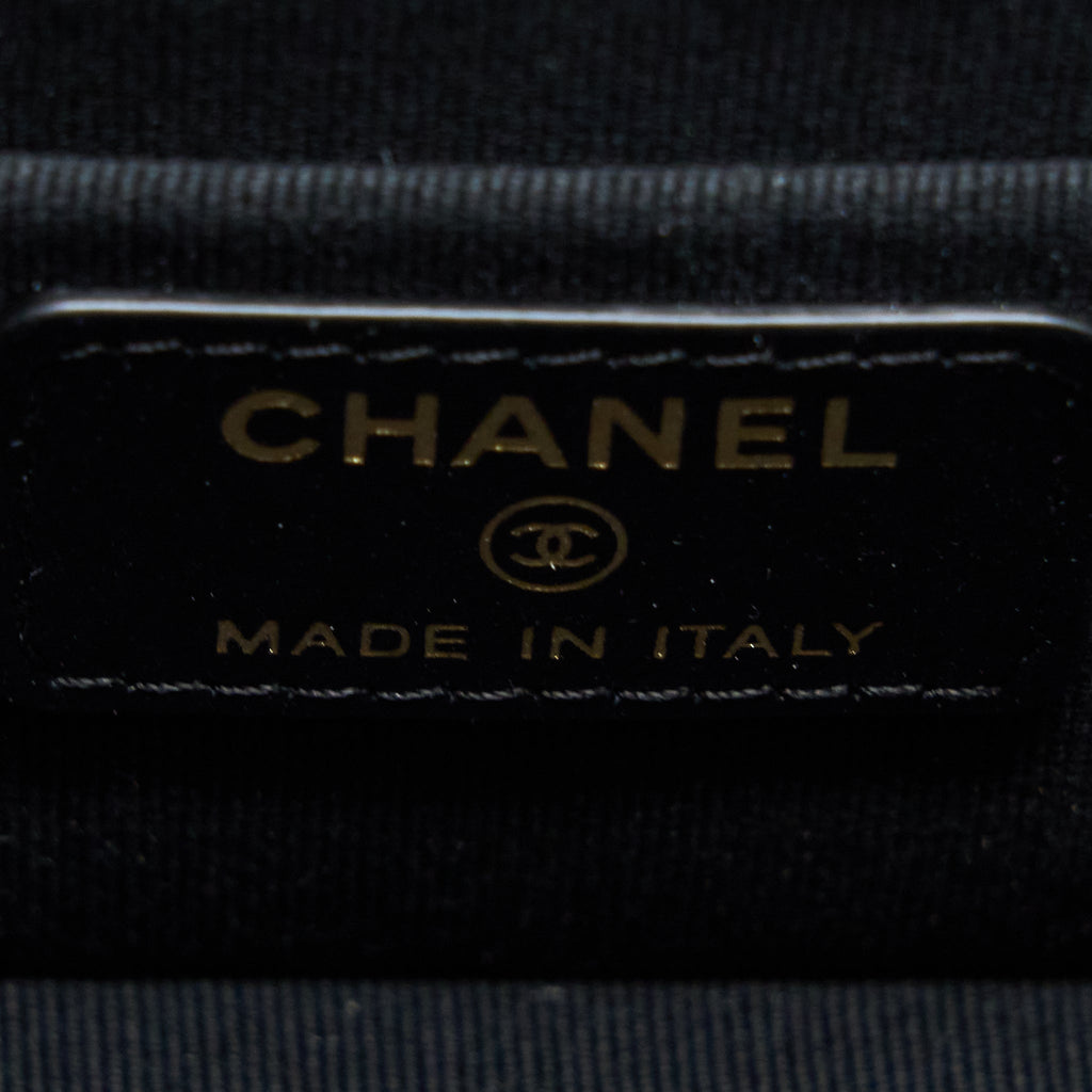 Chanel 22K Top Handle Pocket Long Vanity With Chain Black