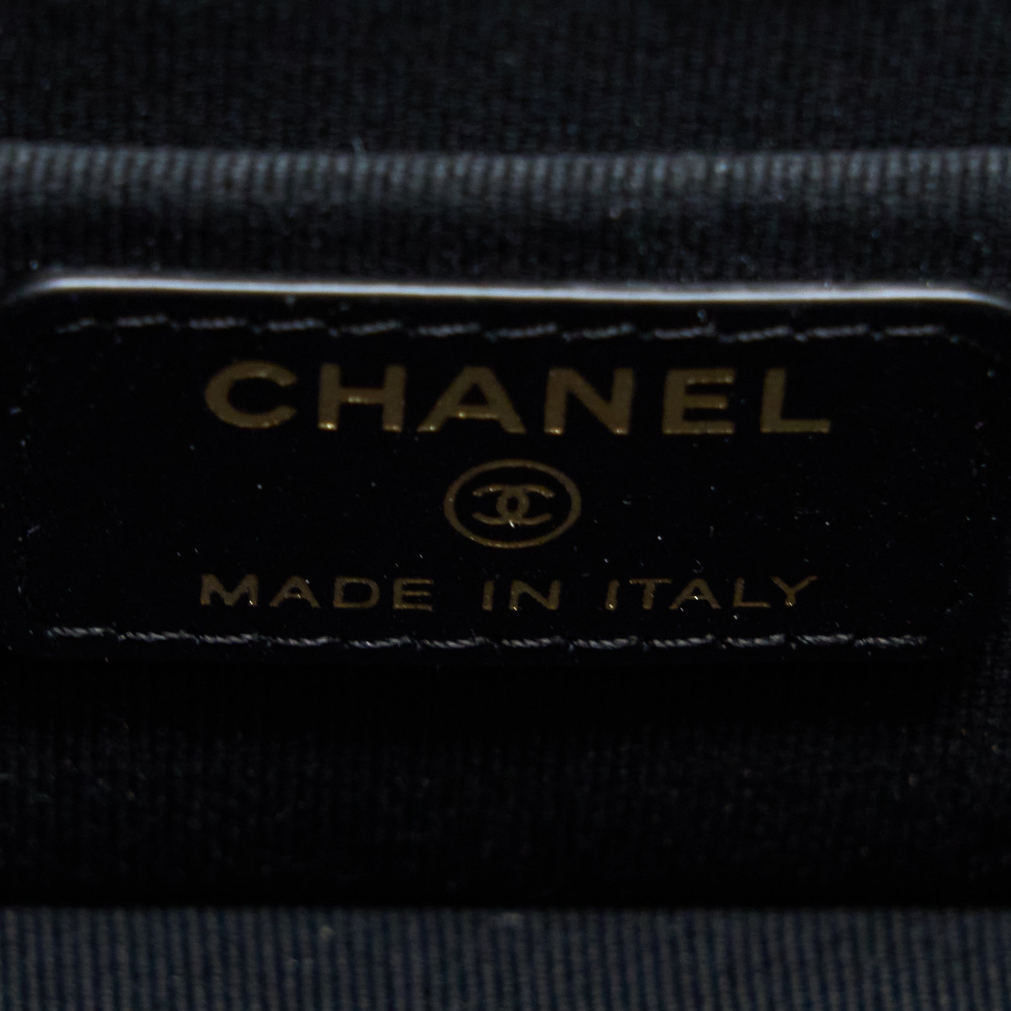 Chanel 22K Top Handle Pocket Long Vanity With Chain Black