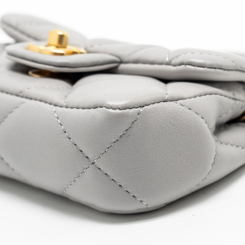 Chanel Mini Quilted Flap Card Holder with chain Lambskin Grey