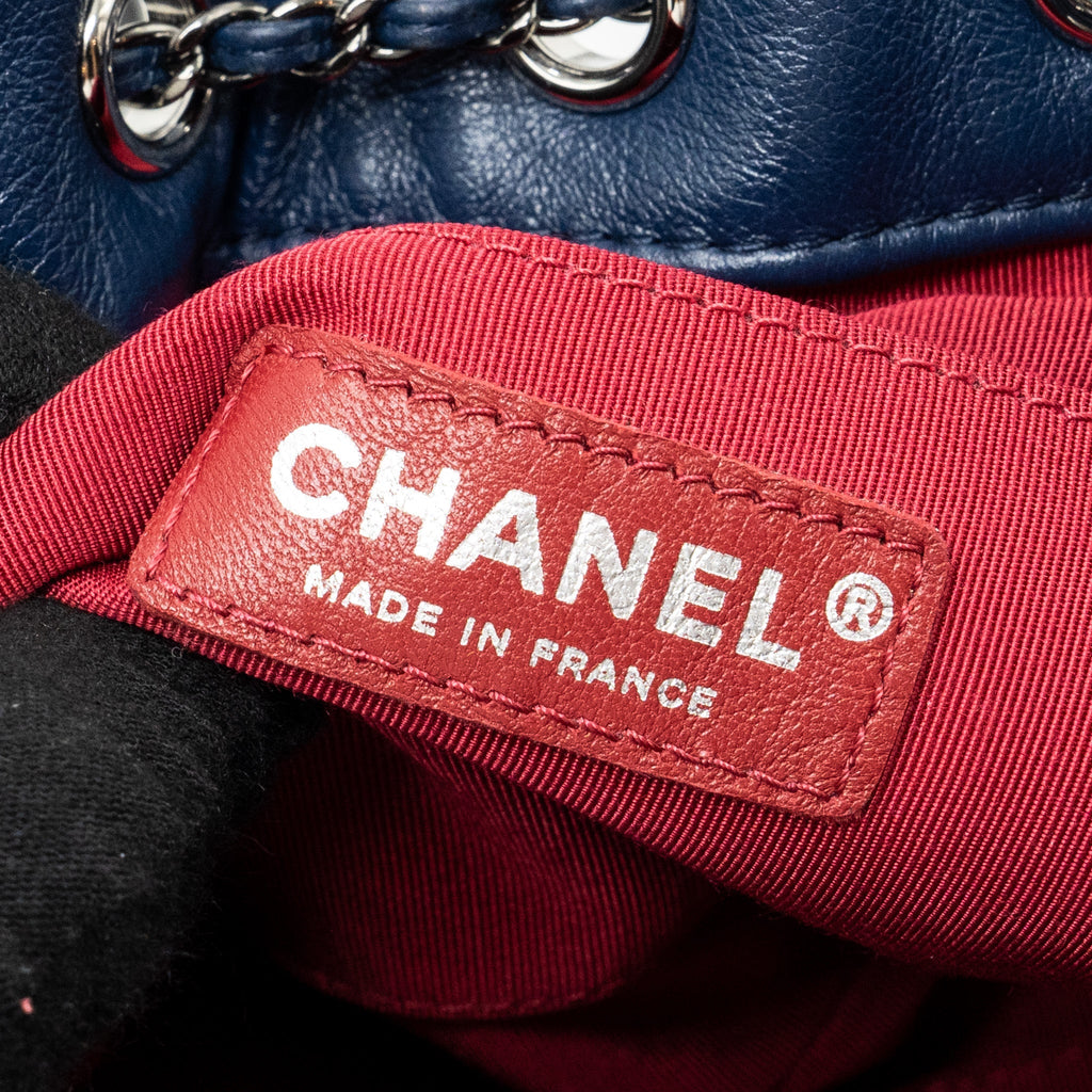Chanel Small Bucket Bag Calfskin Navy/Black Multicolour Hardware