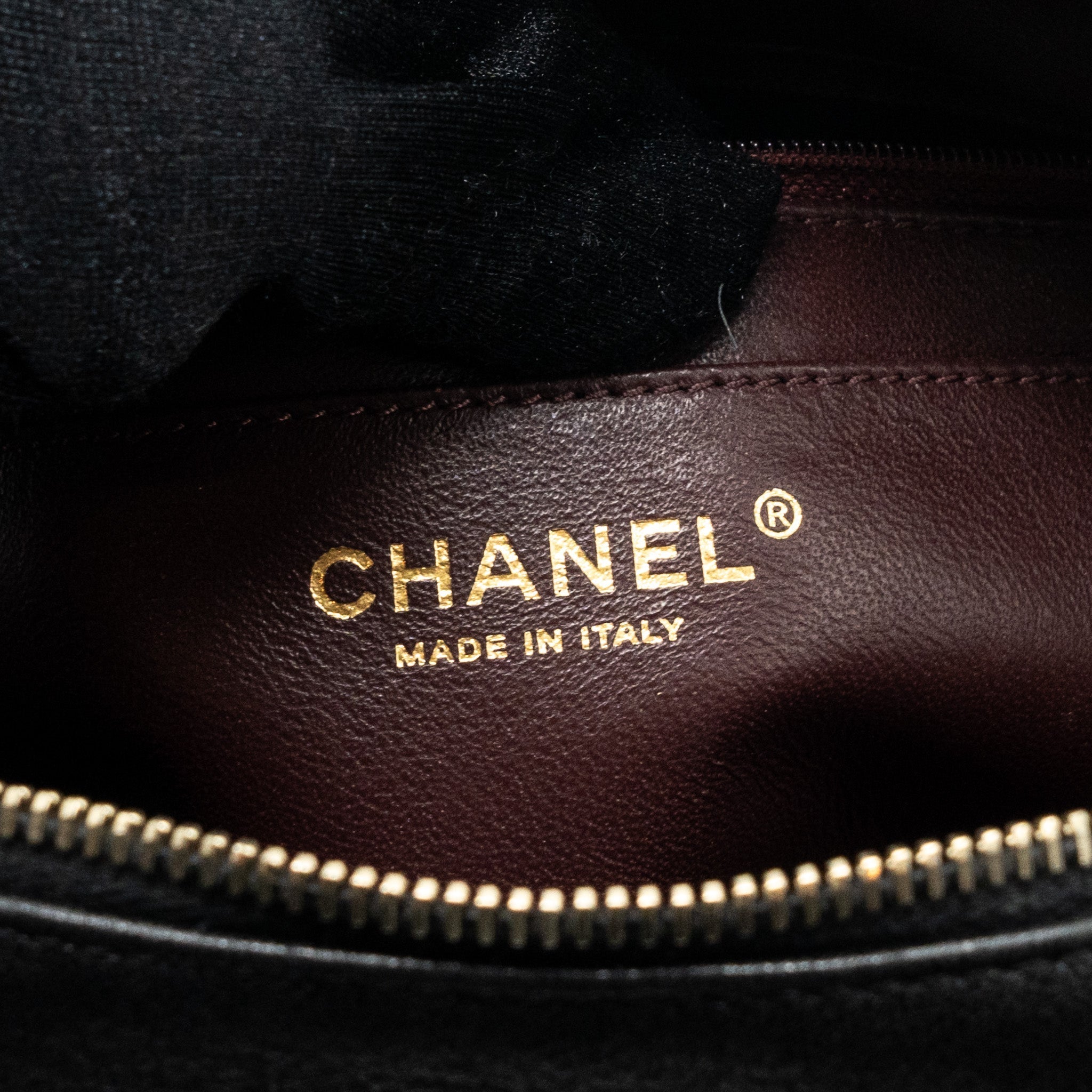 Chanel zipper camera chain bag lambskin black