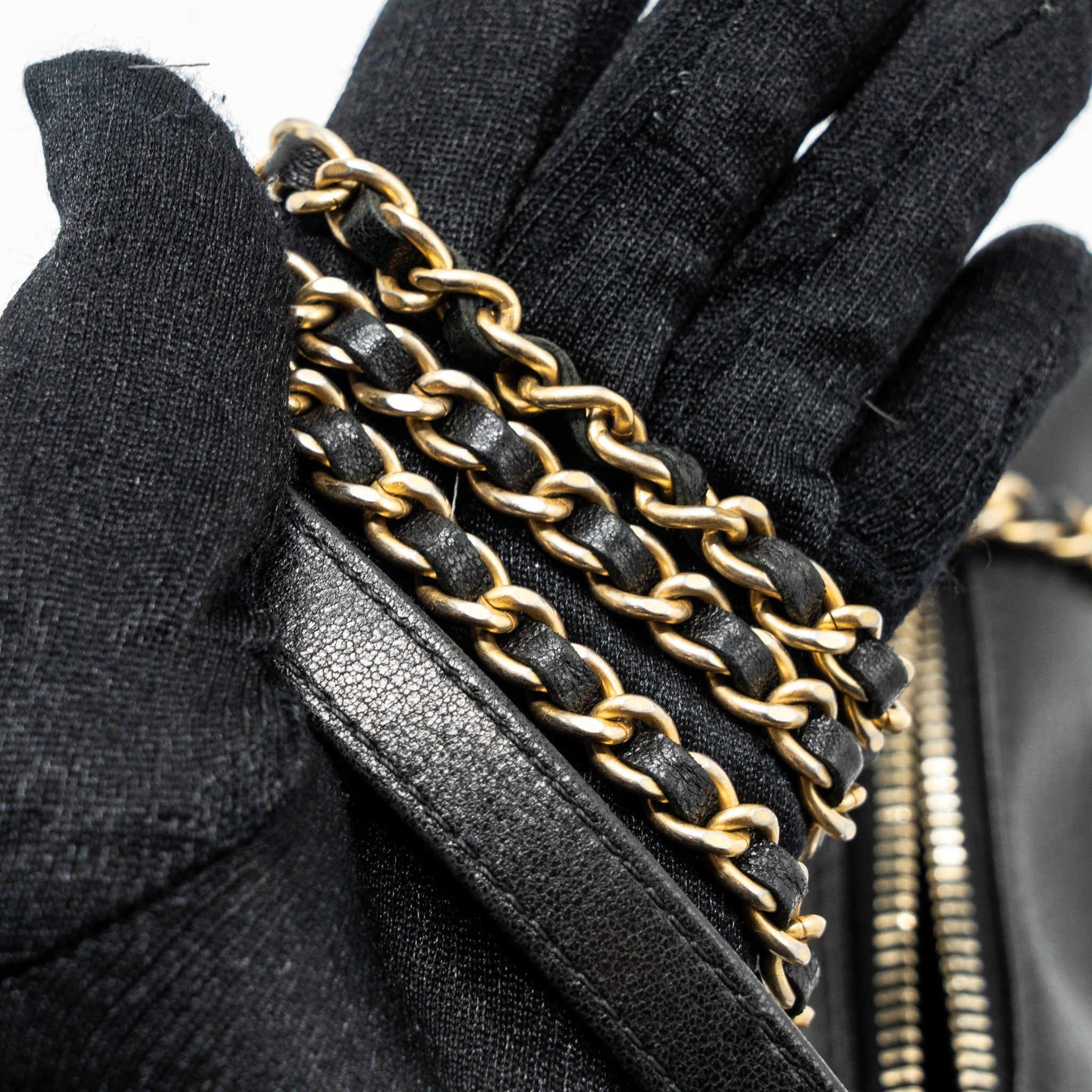 Chanel zipper camera chain bag lambskin black