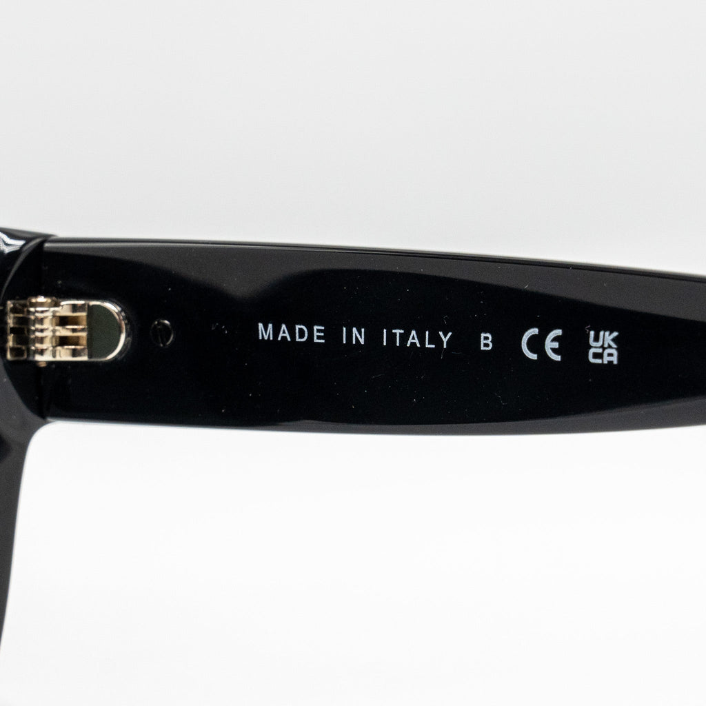 Chanel CC Heart Detailed Square Sunglasses Black L