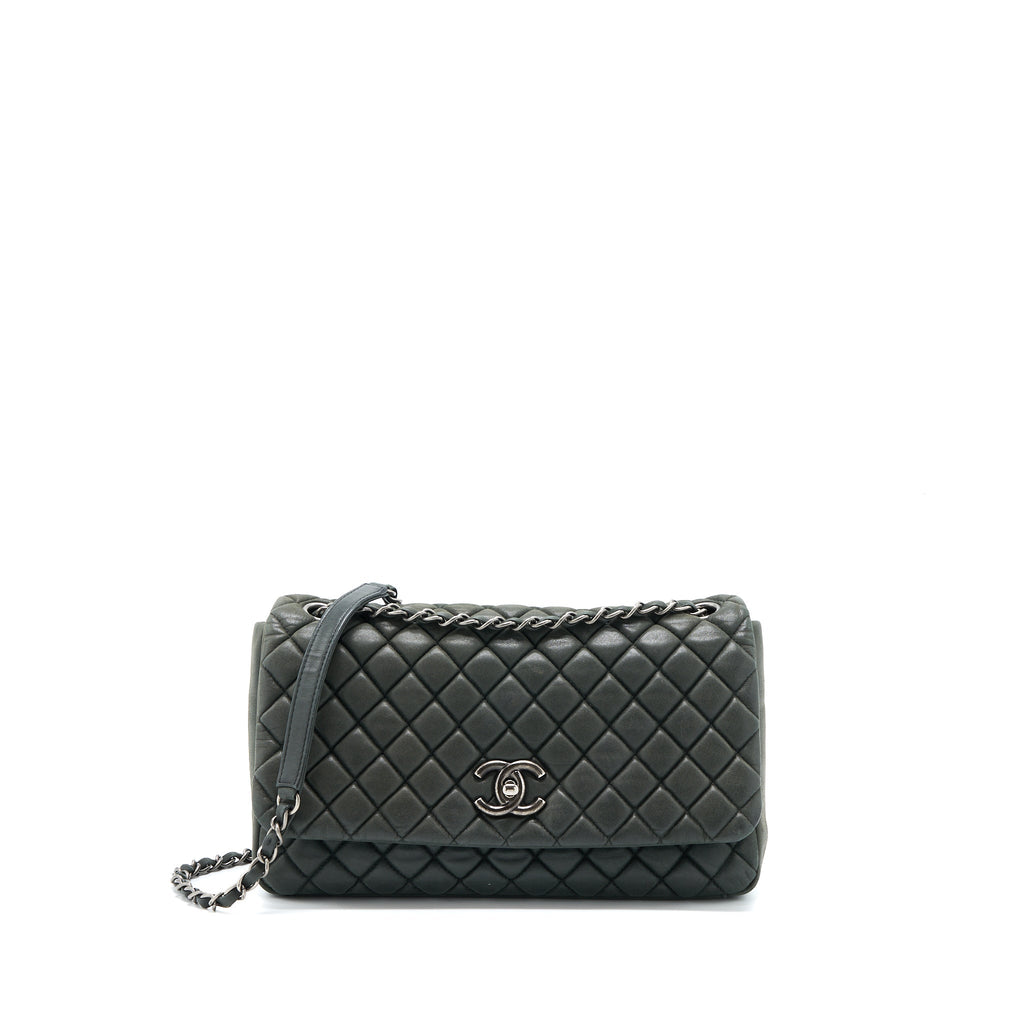Chanel Quilted Flap Bag Iridescent Calfskin Dark Green Ruthenium