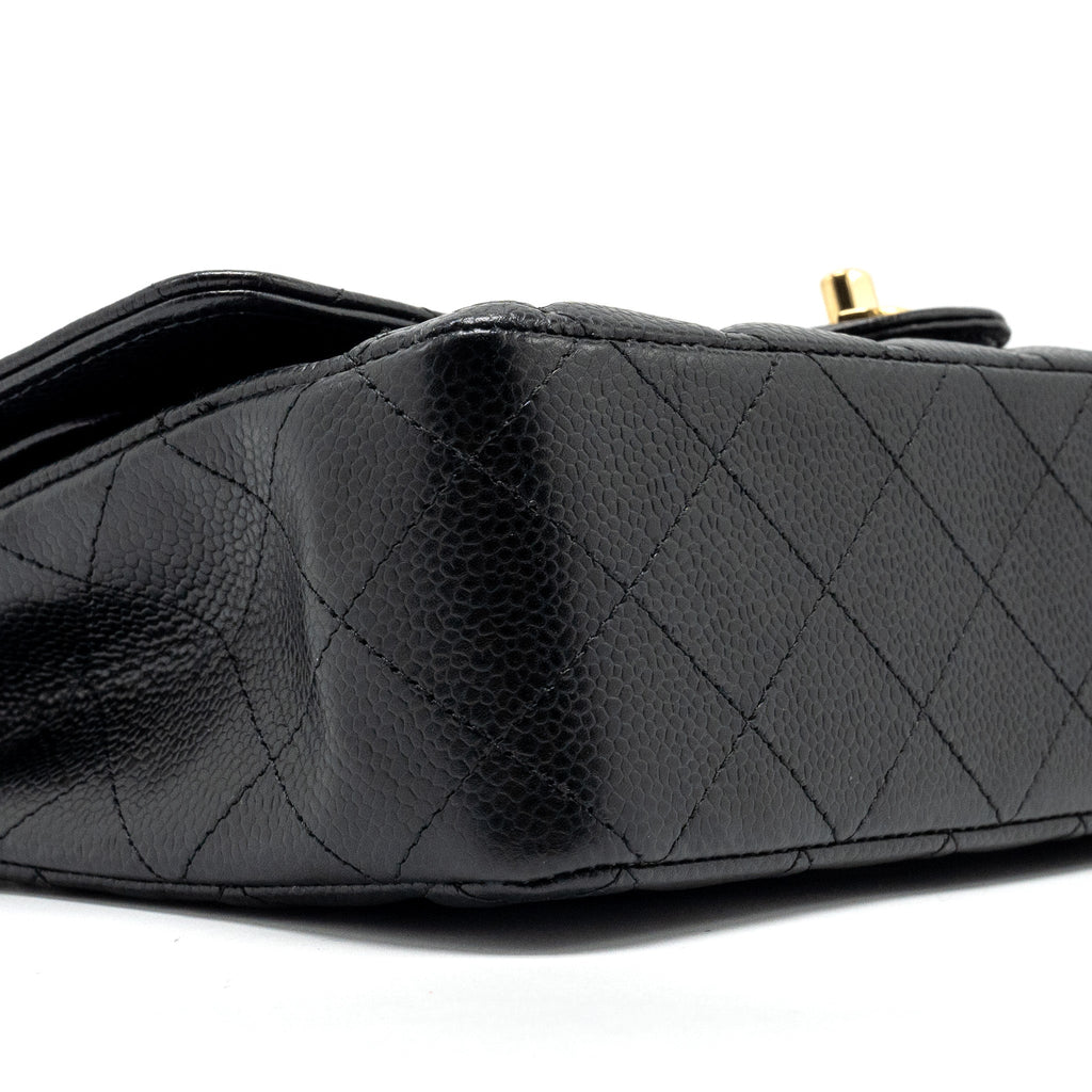Chanel Medium classic double flap bag caviar black