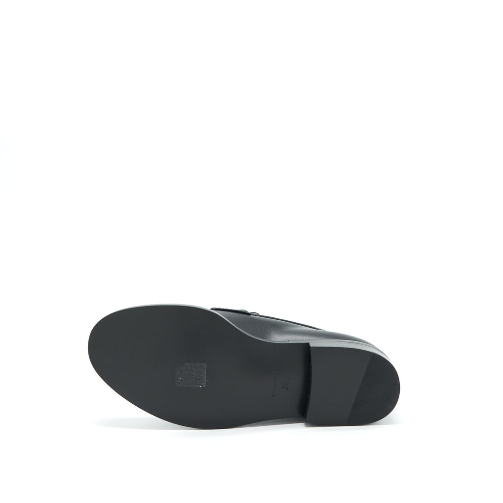 Chanel Size 38 Quilted Loafer Black L