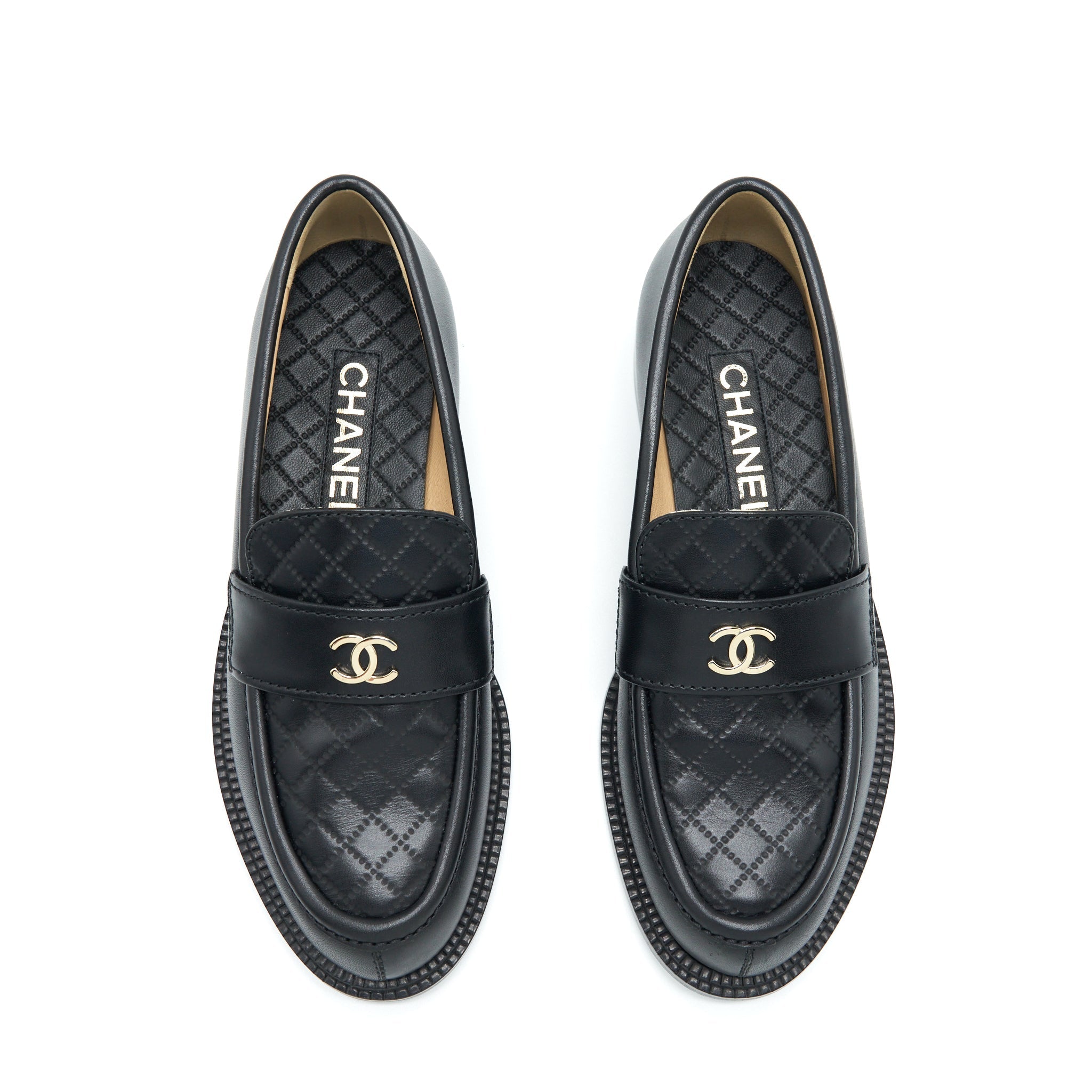 Chanel Size 38 Quilted Loafer Black L
