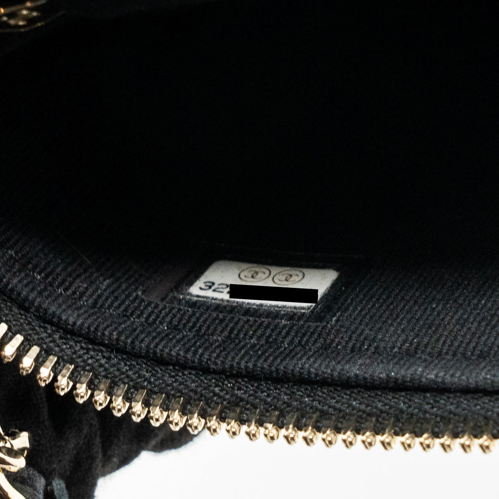 Chanel Vanity Case With Detailed Chain Caviar Black L