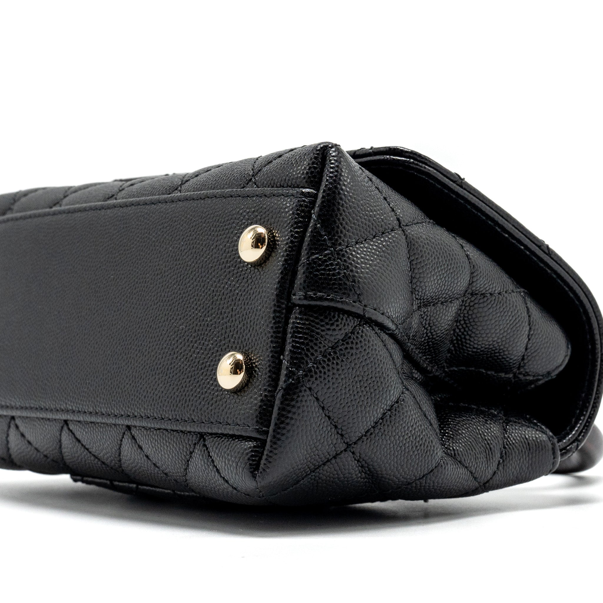 Chanel Mini Coco Handle with Lizard Embossed Handle Caviar Black L (microchip)