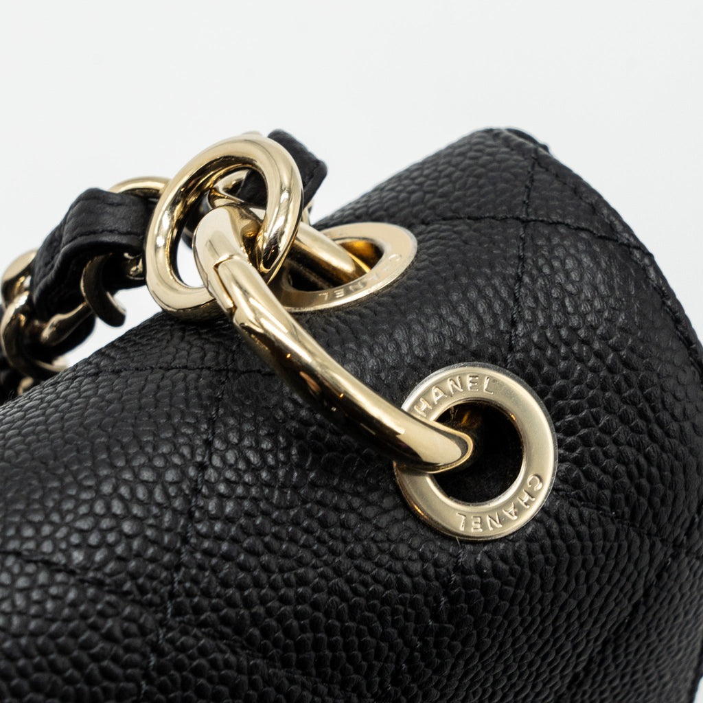 CHANEL FLAP BAG WITH CHAINS HANDLE Quilted CALFSKIN BLACK