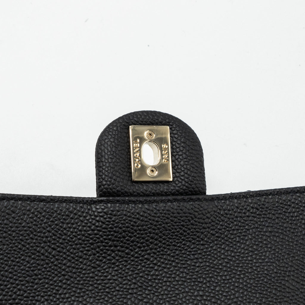 CHANEL FLAP BAG WITH CHAINS HANDLE Quilted CALFSKIN BLACK