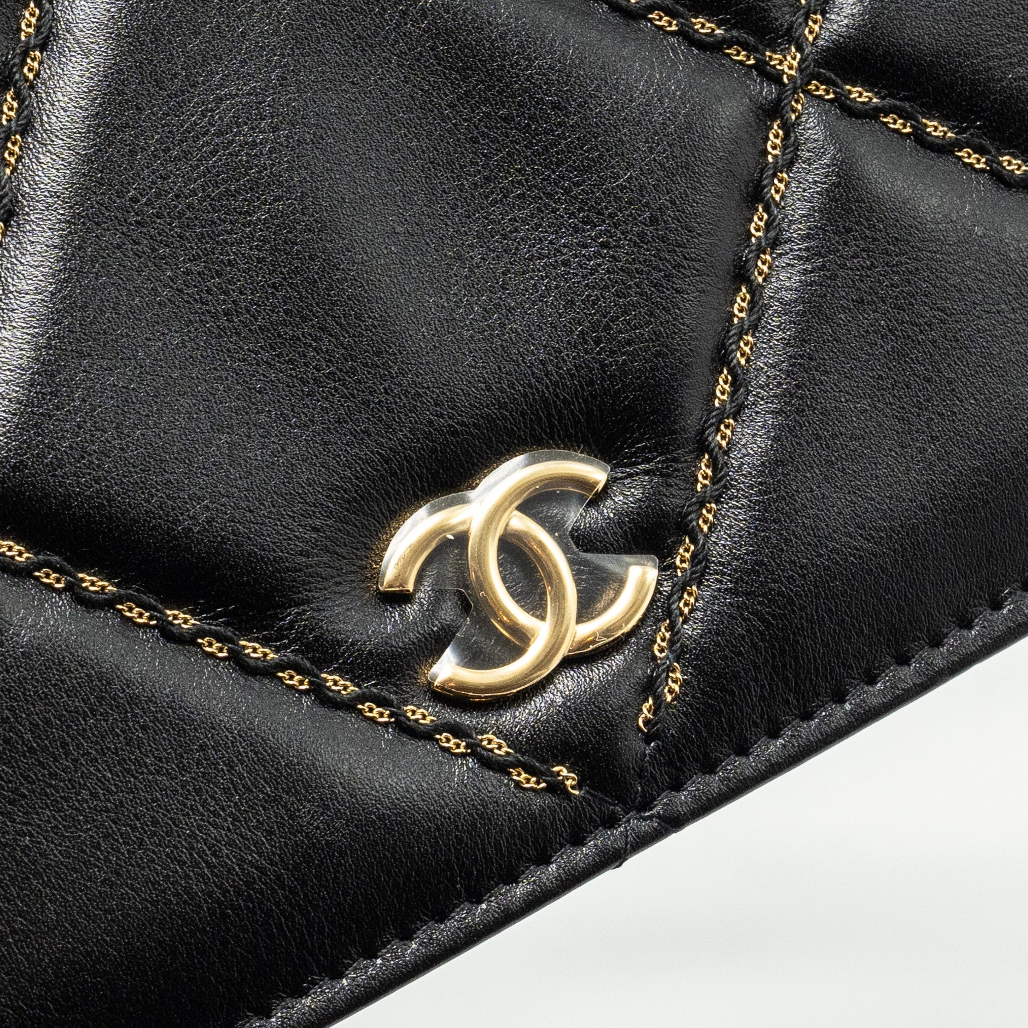 Chanel Quilted Wallet on Chain Shiny Calfskin Black  (microchip)