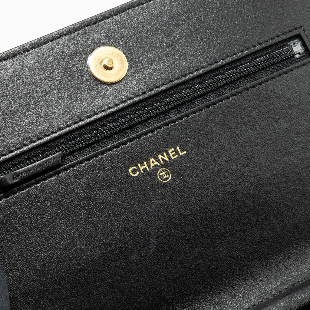 Chanel Quilted Wallet on Chain Shiny Calfskin Black  (microchip)