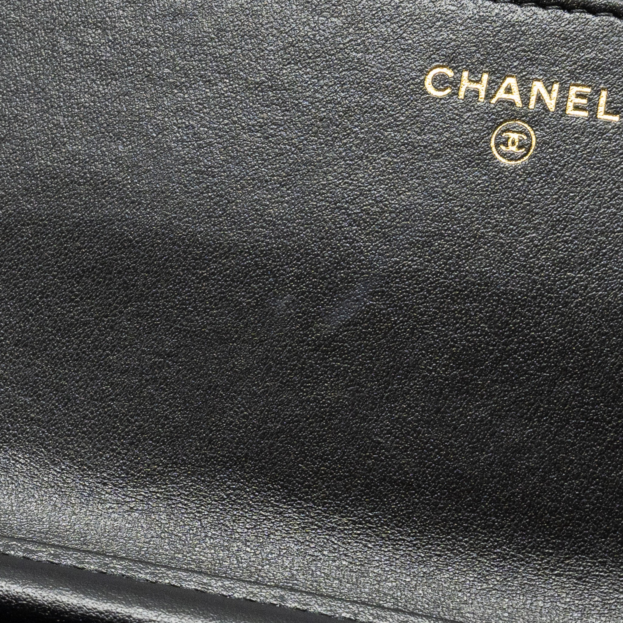 Chanel Quilted Wallet on Chain Shiny Calfskin Black  (microchip)