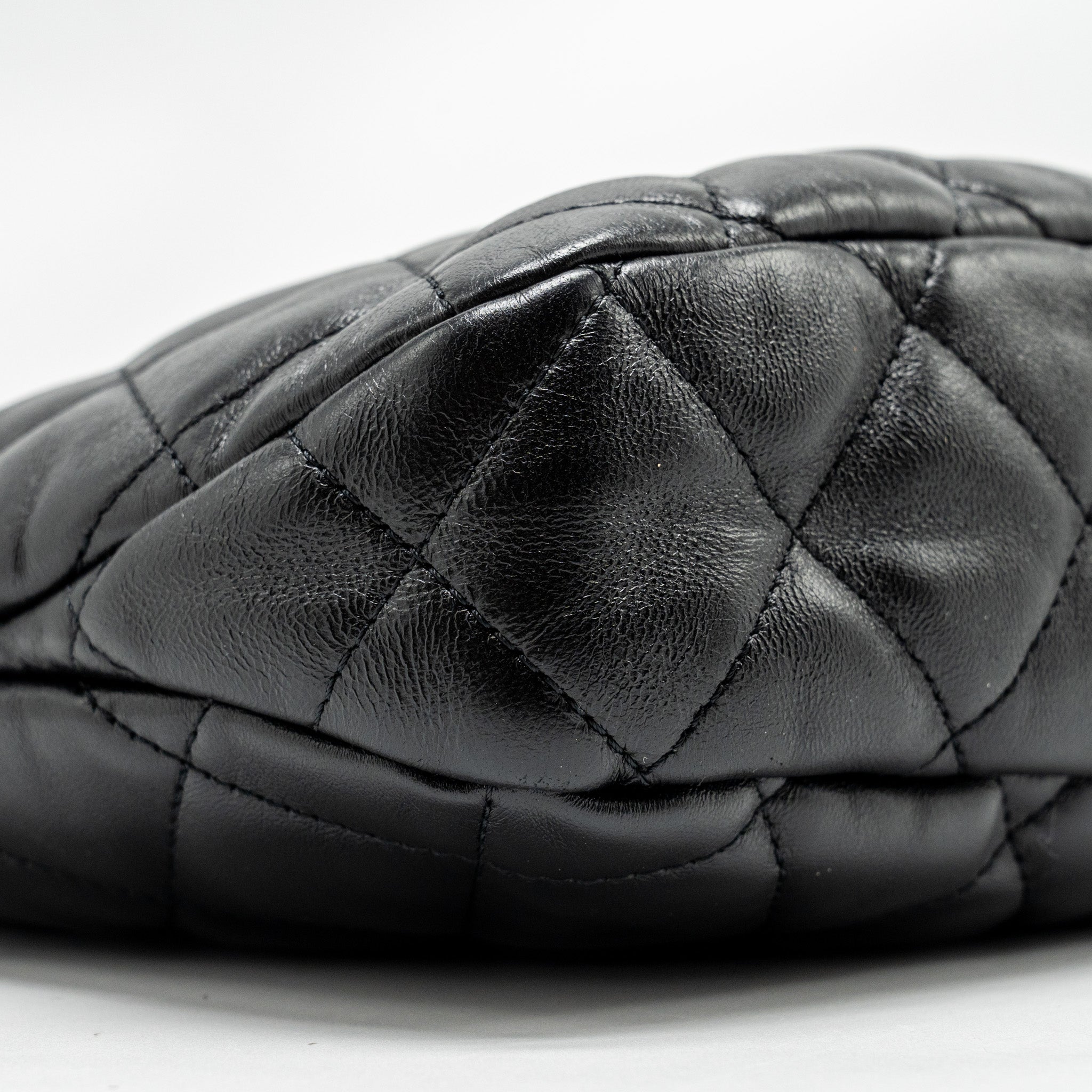 Chanel 22K Hobo Shoulder Bag Lambskin Black  (Microchip)