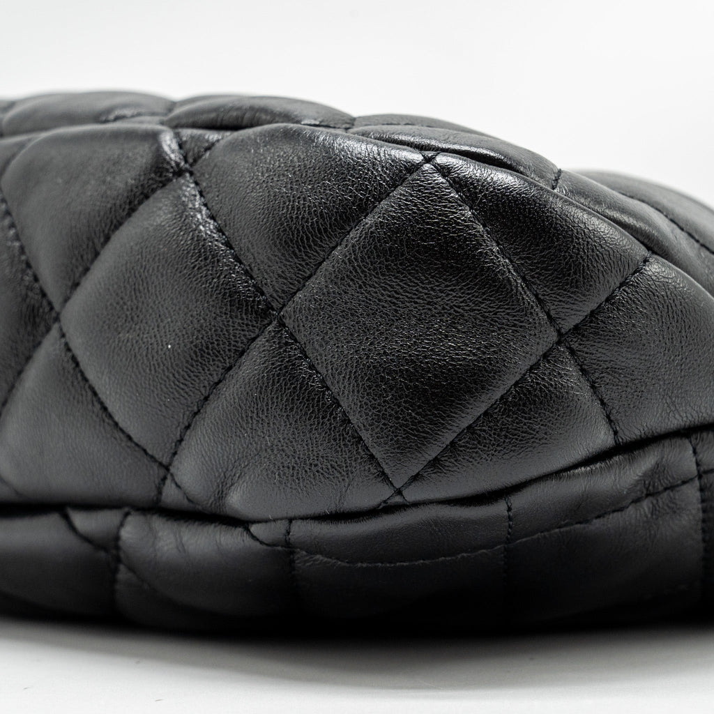 Chanel 22K Hobo Shoulder Bag Lambskin Black  (Microchip)