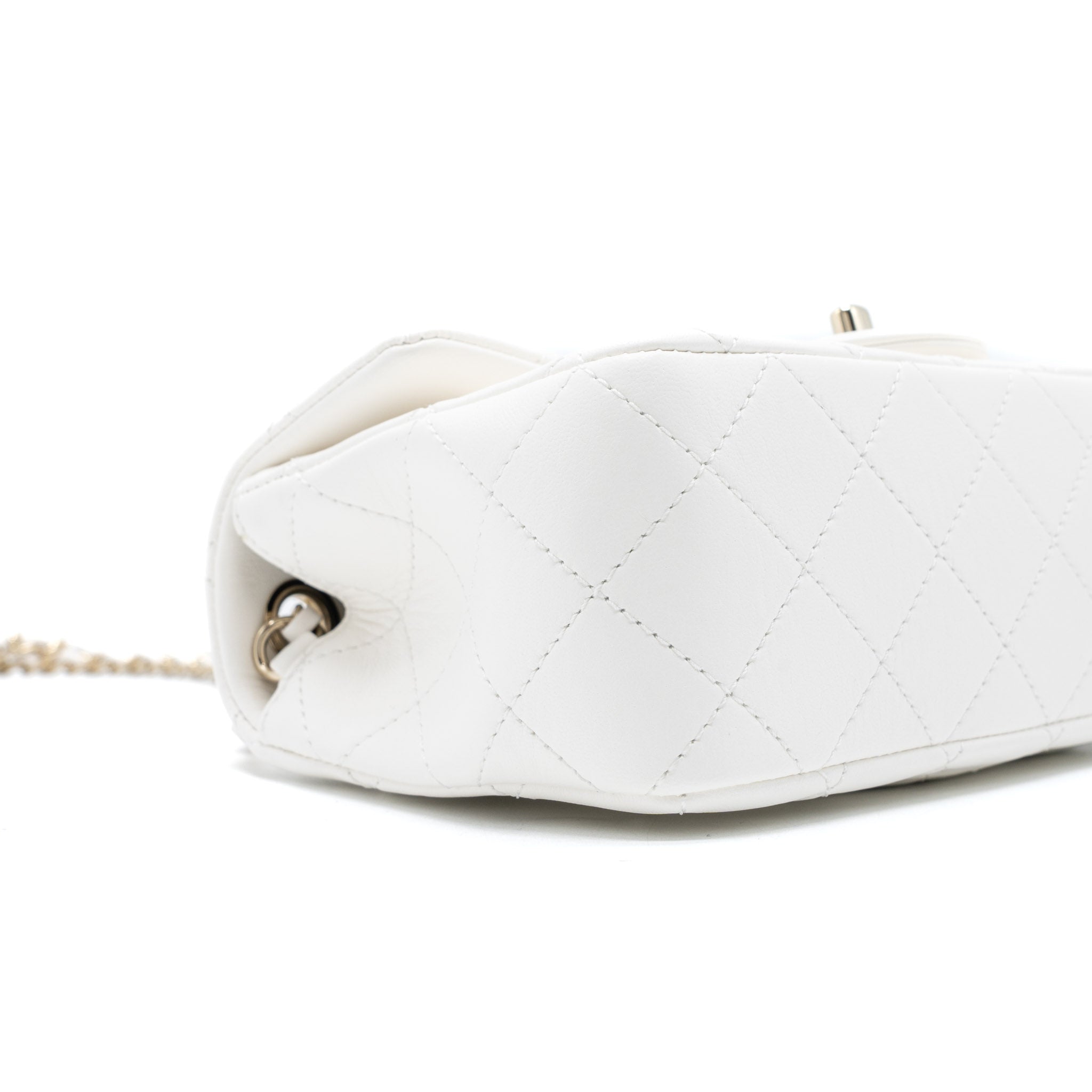 Chanel 23C Pearl Crush Mini Rectangular Flap Bag Lambskin White L (Microchip)