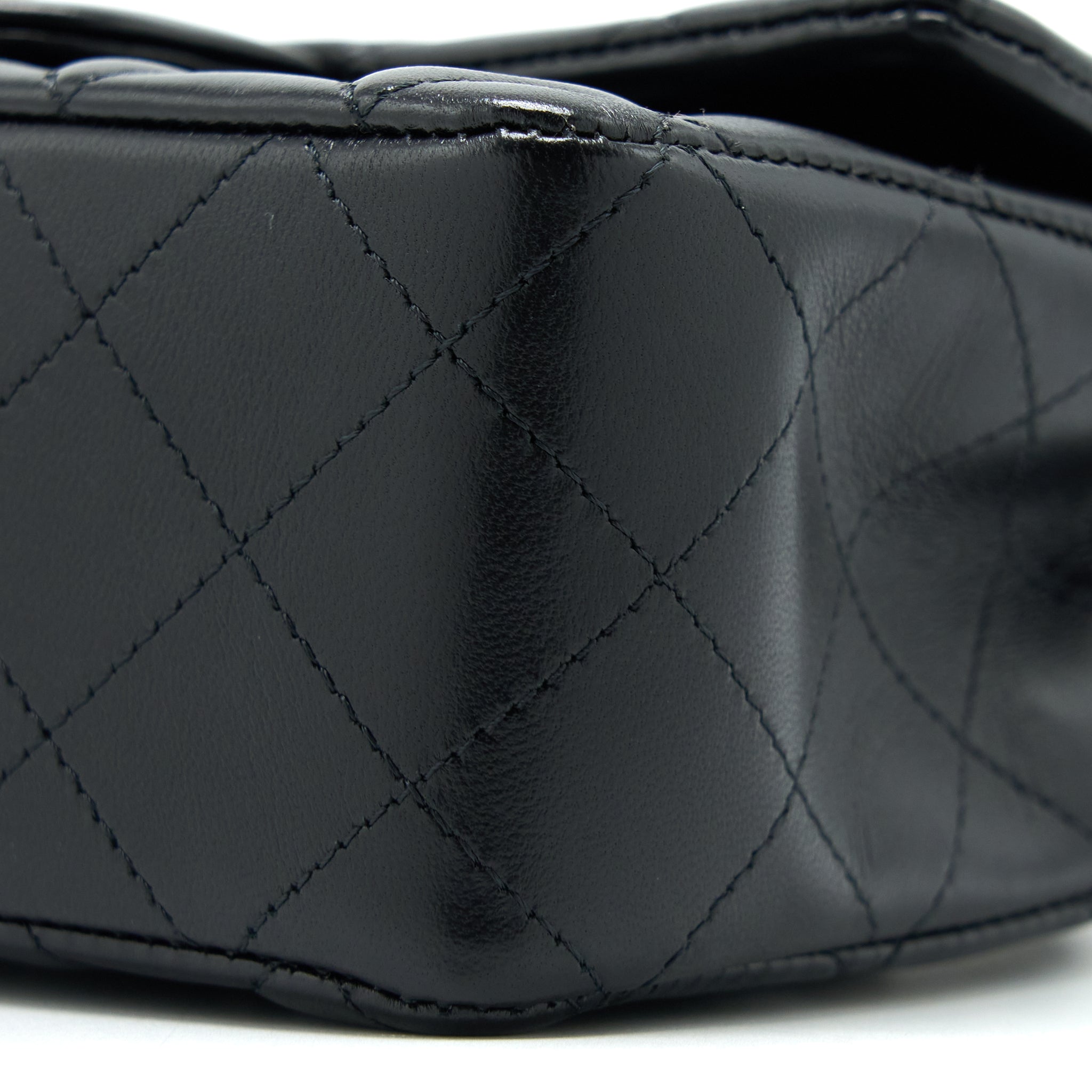 Chanel Classic Mini Rectangular Flap Bag Lambskin Black L (Microchip)