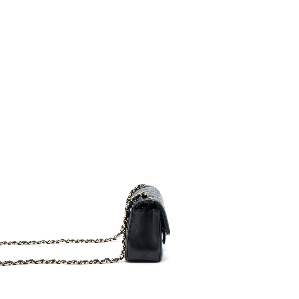 Chanel Classic Mini Rectangular Flap Bag Lambskin Black L (Microchip)