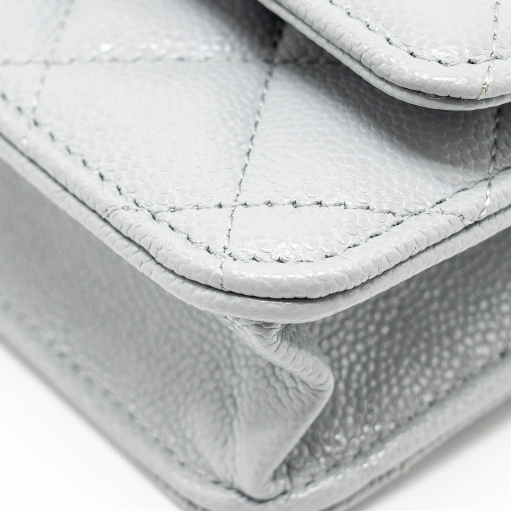 CHANEL Classic Wallet On Chain Caviar Light Grey L (Microchip)