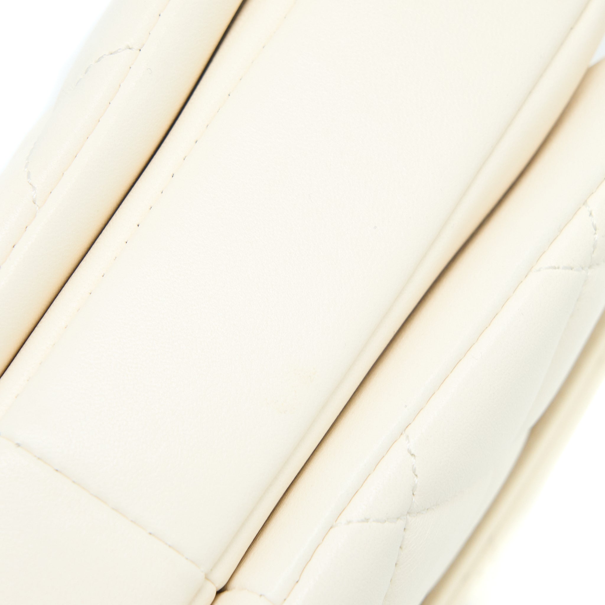 Chanel Small Trendy CC Lambskin White R (Microchip)