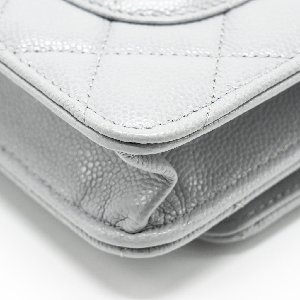 CHANEL Classic Wallet On Chain Caviar Light Grey L (Microchip)