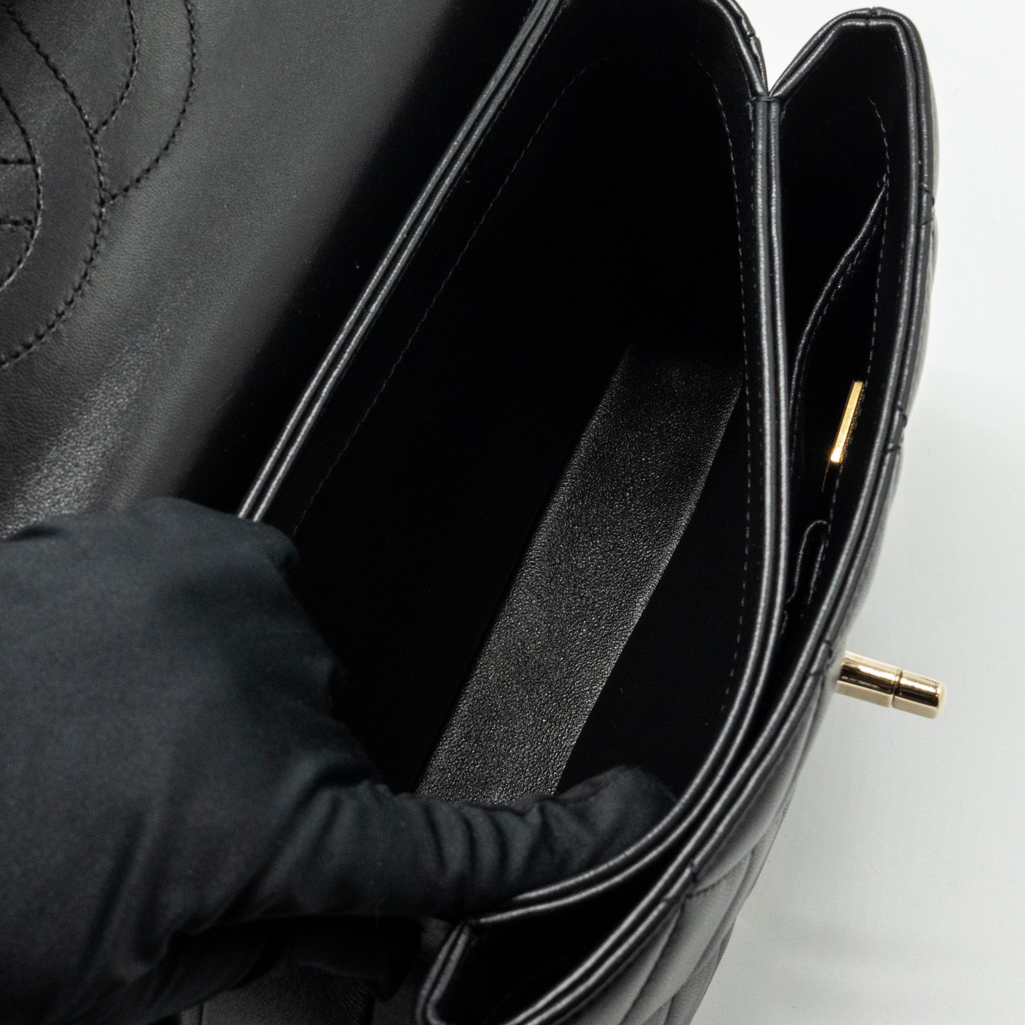 Chanel Small Trendy CC Flap Bag Lambskin Black L (Microchip)