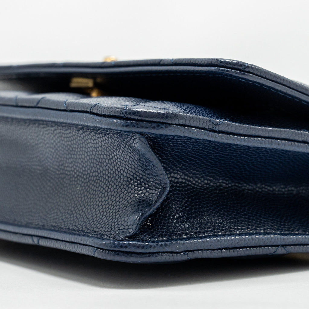 Chanel 22A Twist Your Button Wallet on Chain Caviar Navy  (Microchip)
