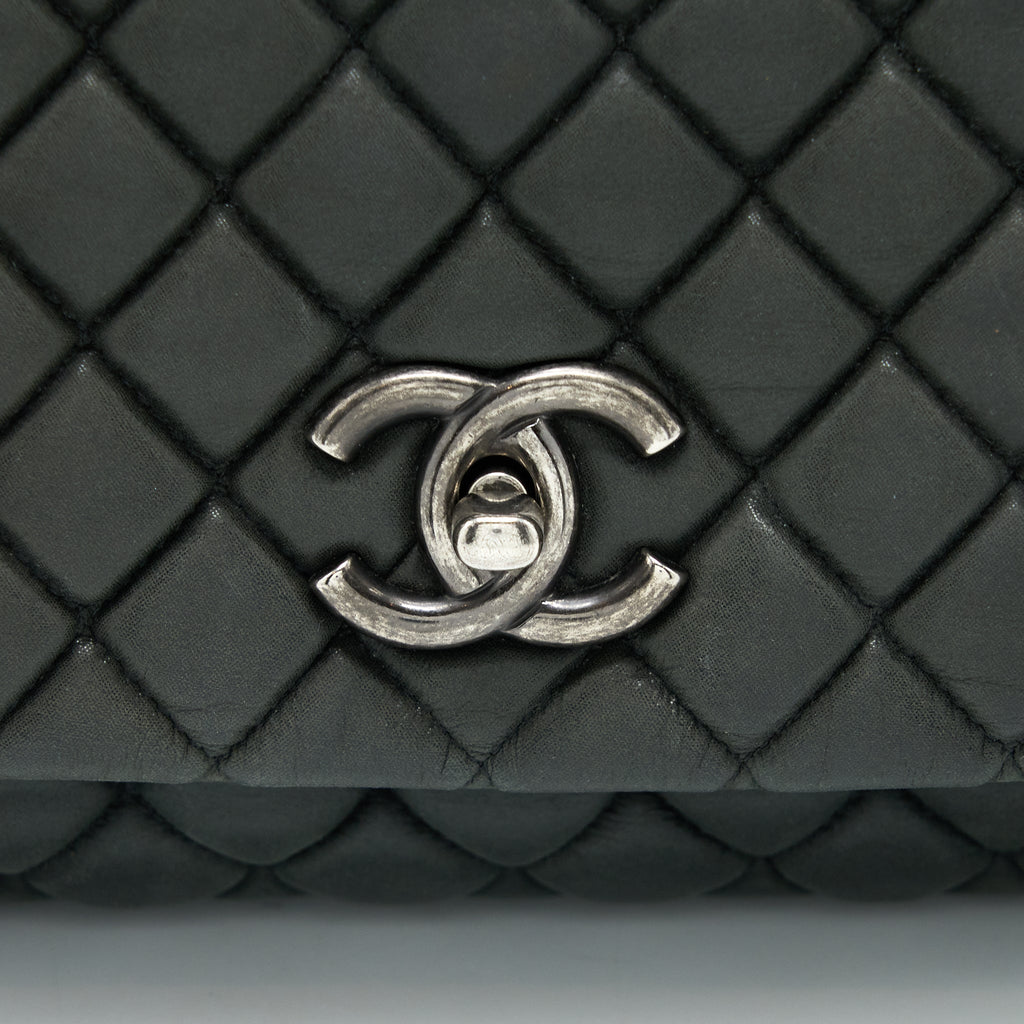 Chanel Quilted Flap Bag Iridescent Calfskin Dark Green Ruthenium