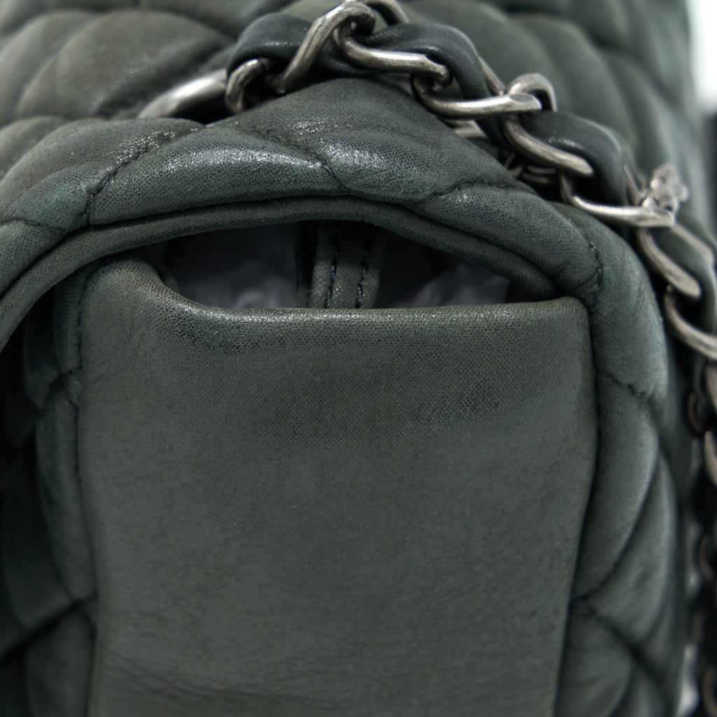 Chanel Quilted Flap Bag Iridescent Calfskin Dark Green Ruthenium