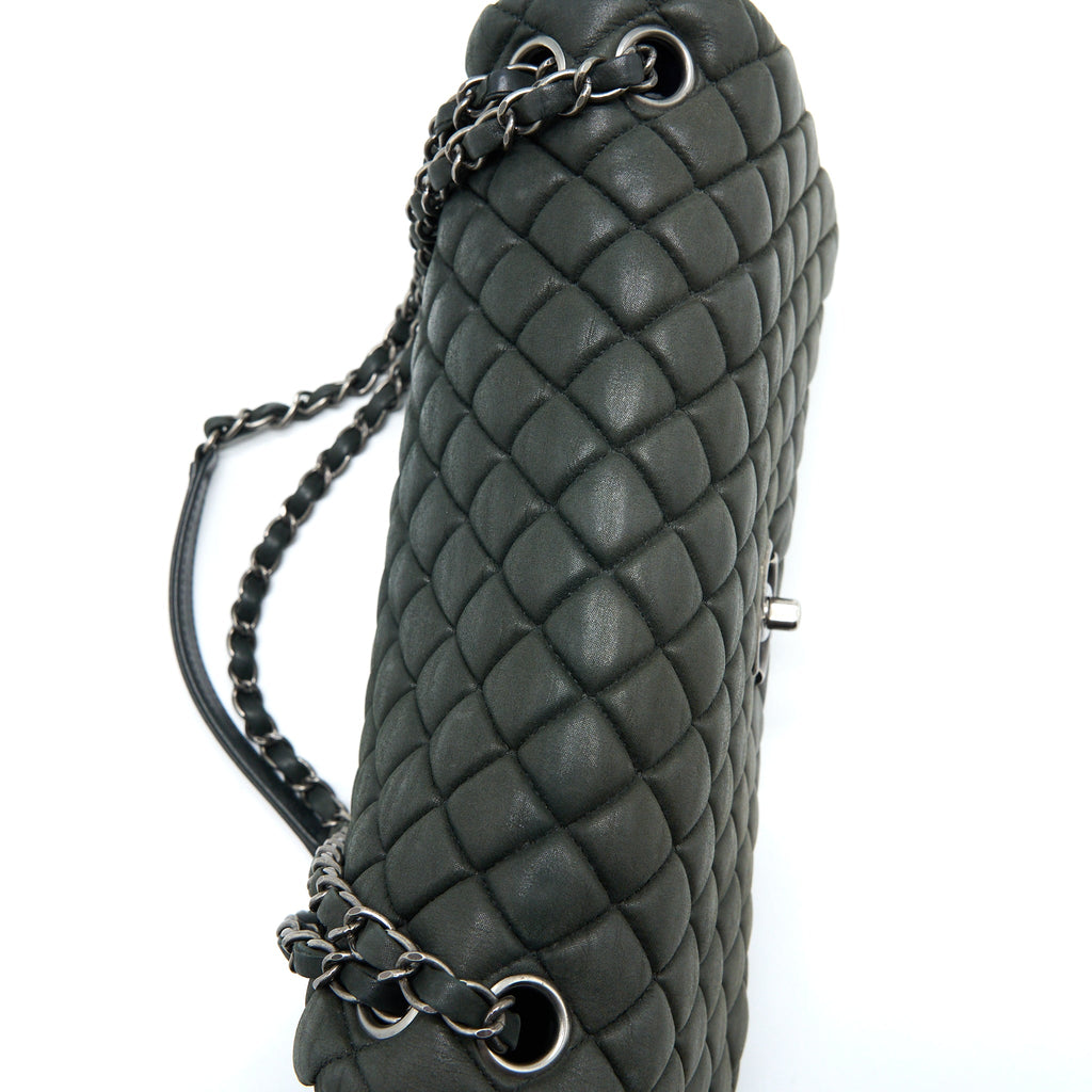 Chanel Quilted Flap Bag Iridescent Calfskin Dark Green Ruthenium