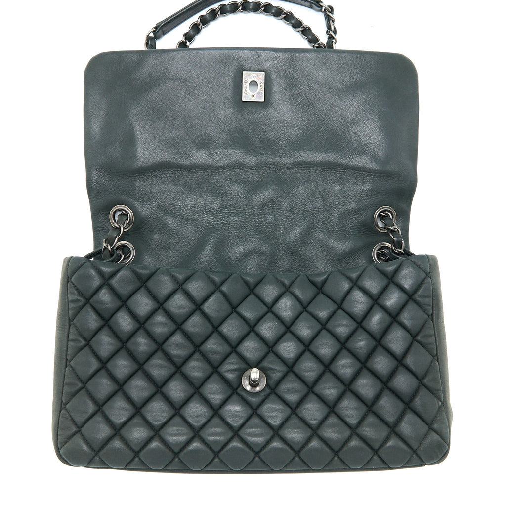 Chanel Quilted Flap Bag Iridescent Calfskin Dark Green Ruthenium
