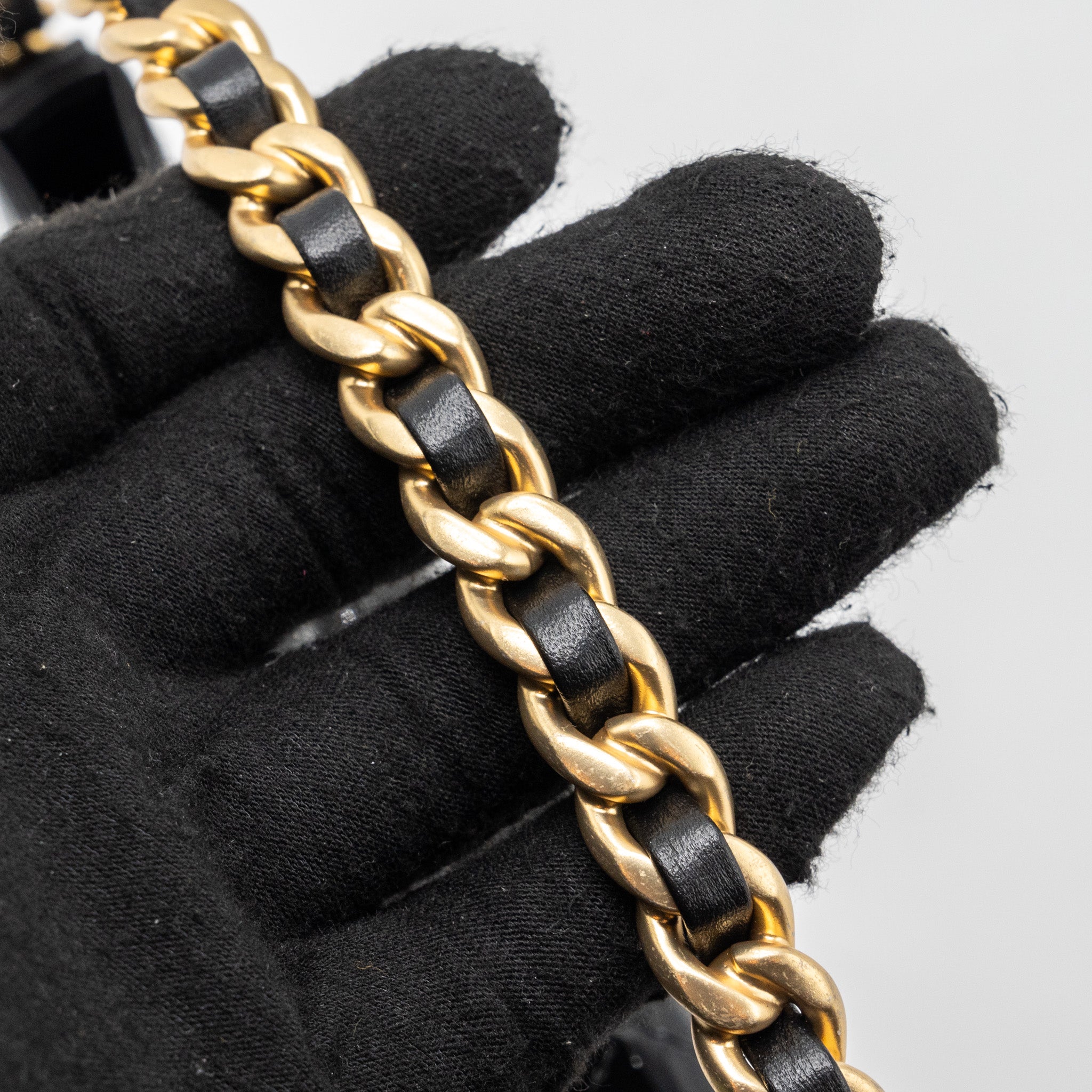 Chanel 23K hoop bag patent black  (microchip)