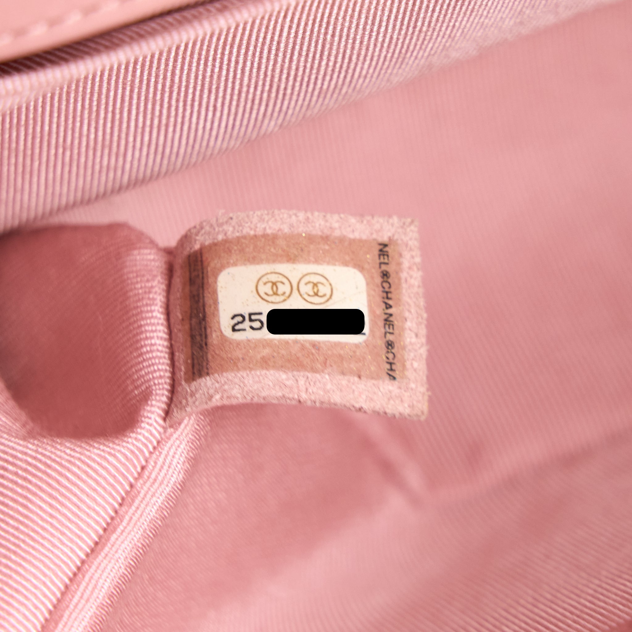 Chanel Medium Boy Bag Calfskin Pink L
