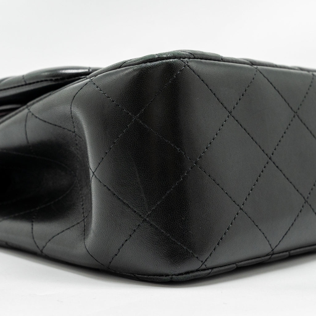 Chanel Jumbo Classic Double Flap Bag Lambskin BLACK