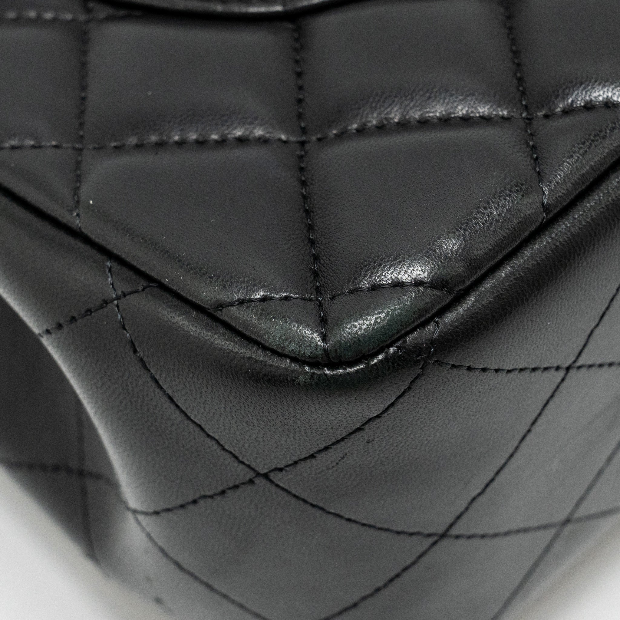 Chanel Jumbo Classic Double Flap Bag Lambskin BLACK