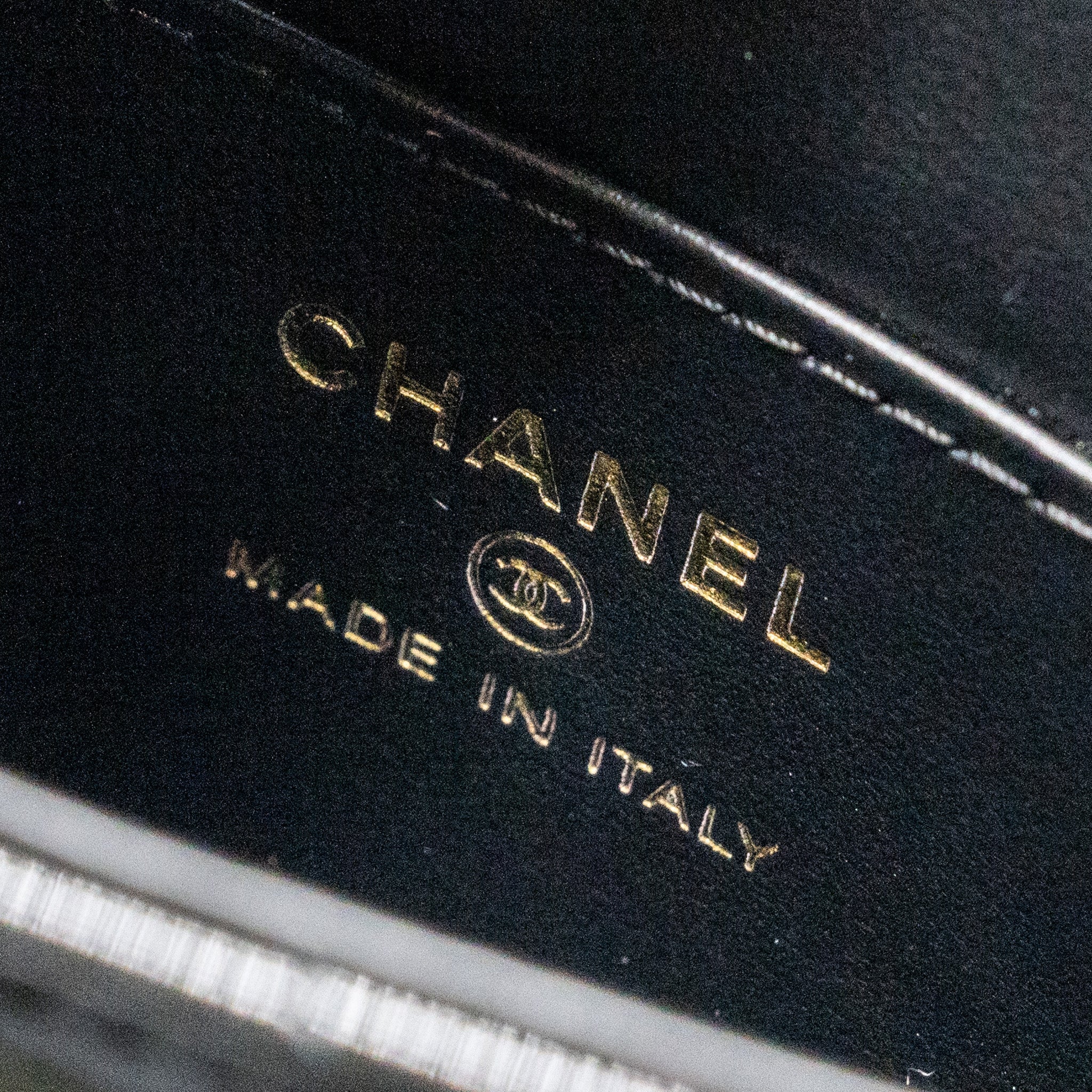 Chanel 23K hoop bag patent black  (microchip)