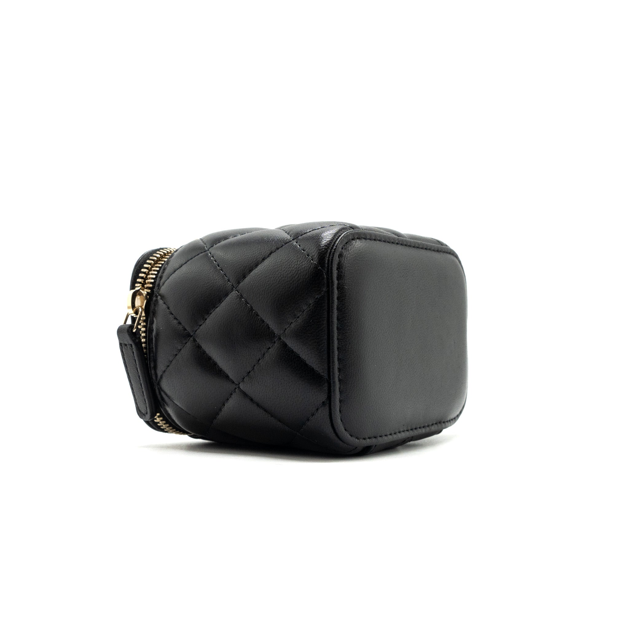 Chanel pearl crush mini vanity with chain lambskin black