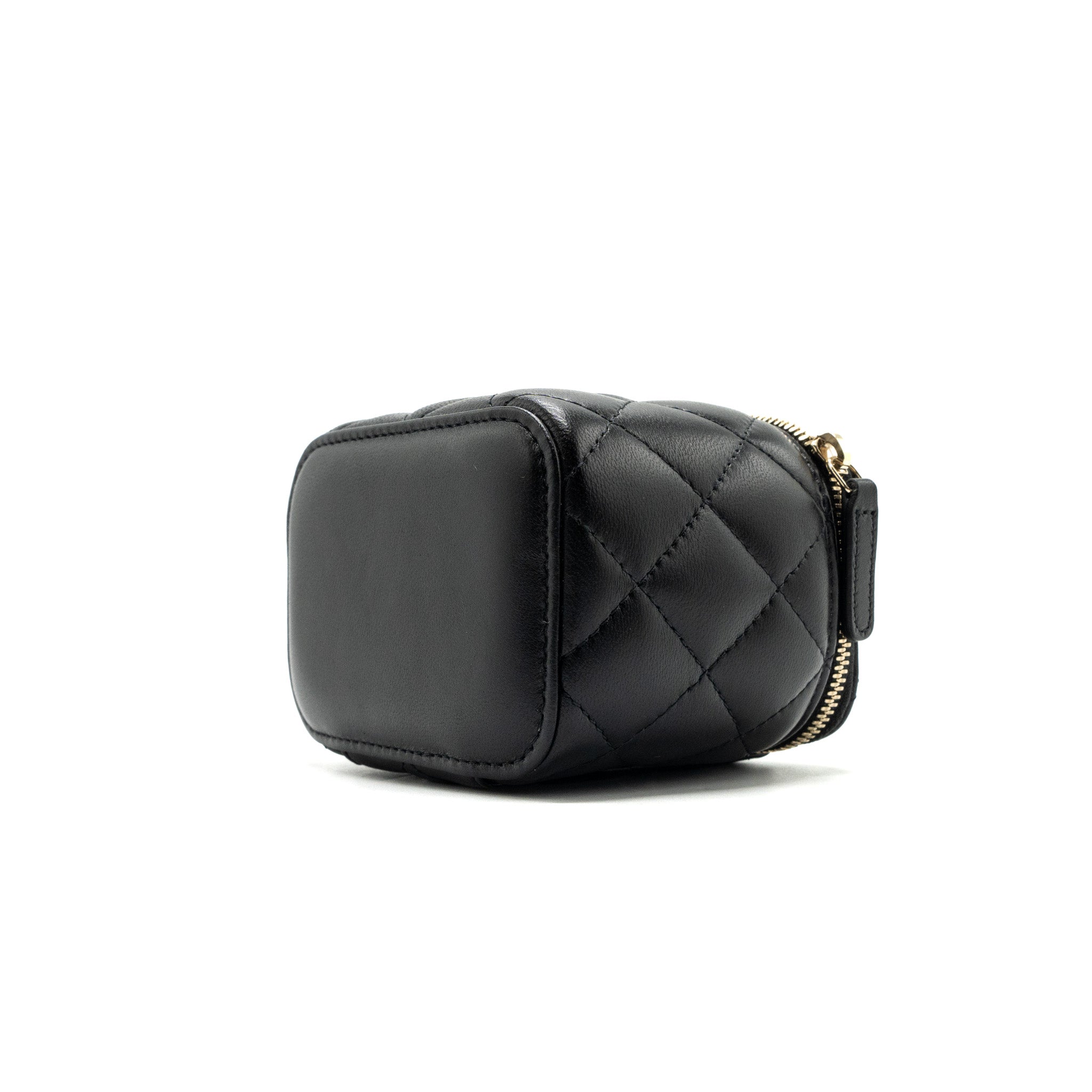 Chanel pearl crush mini vanity with chain lambskin black
