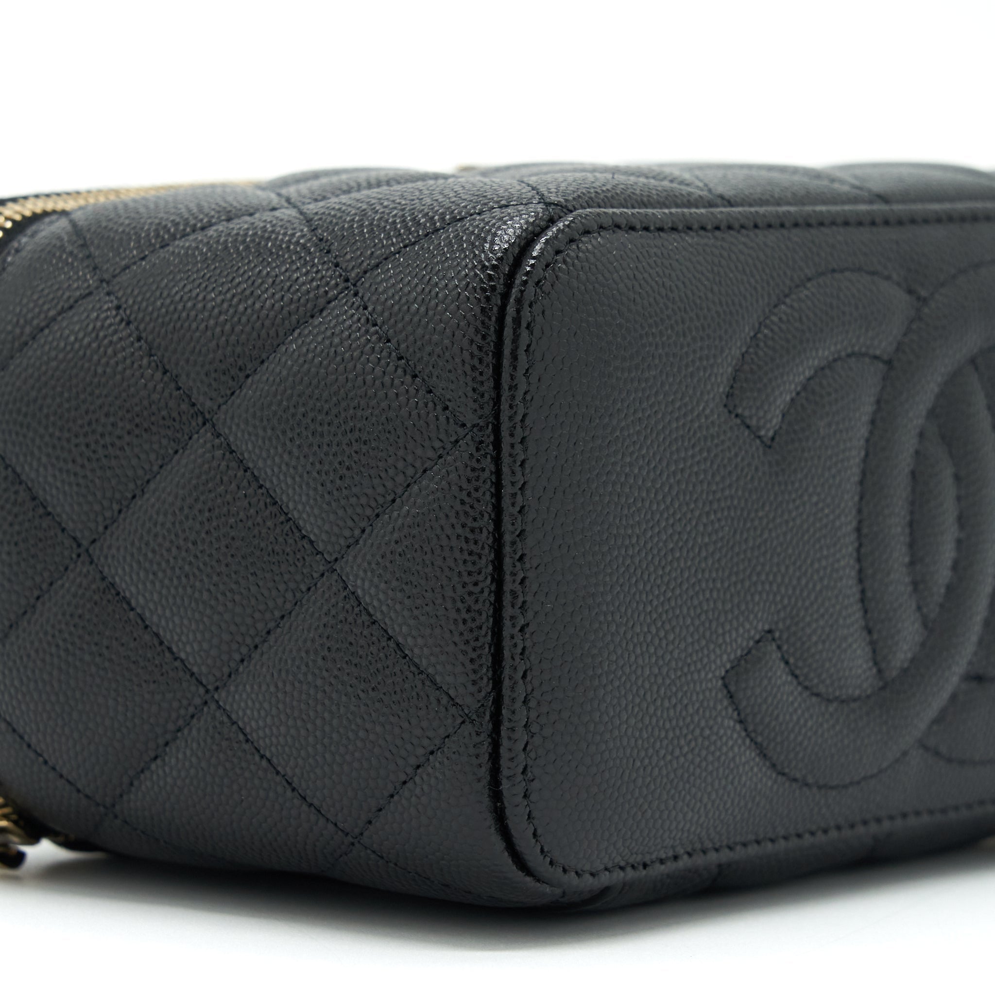 Chanel 22S Long Vanity With Chain Caviar Black L