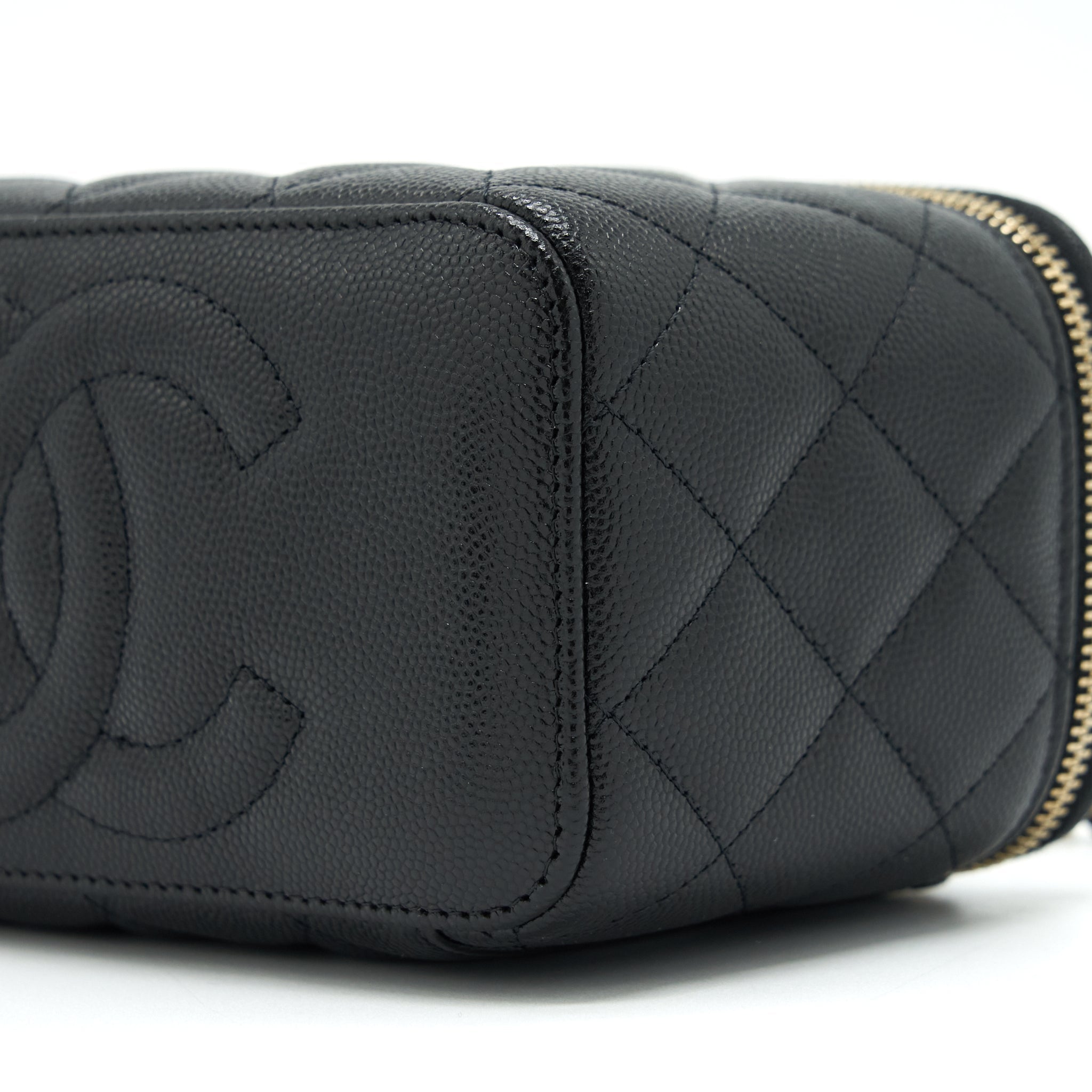 Chanel 22S Long Vanity With Chain Caviar Black L