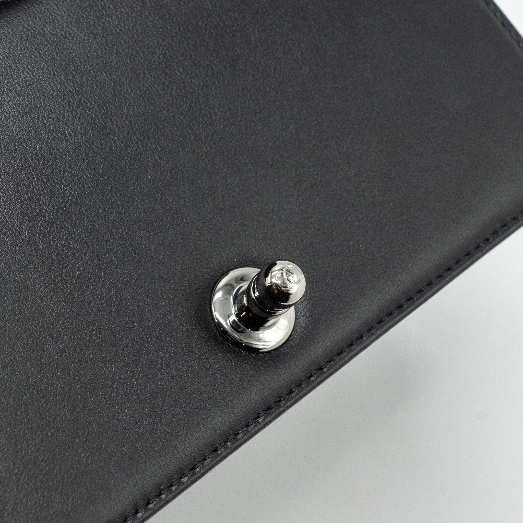 Chanel Small Boy Bag Calfskin Black  (microchip)