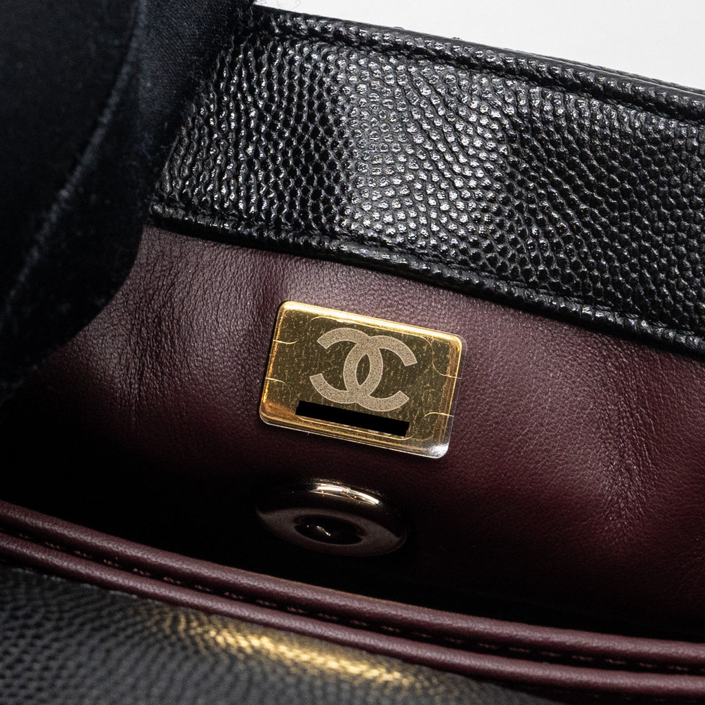Chanel small coco handle caviar black L (Microchip)