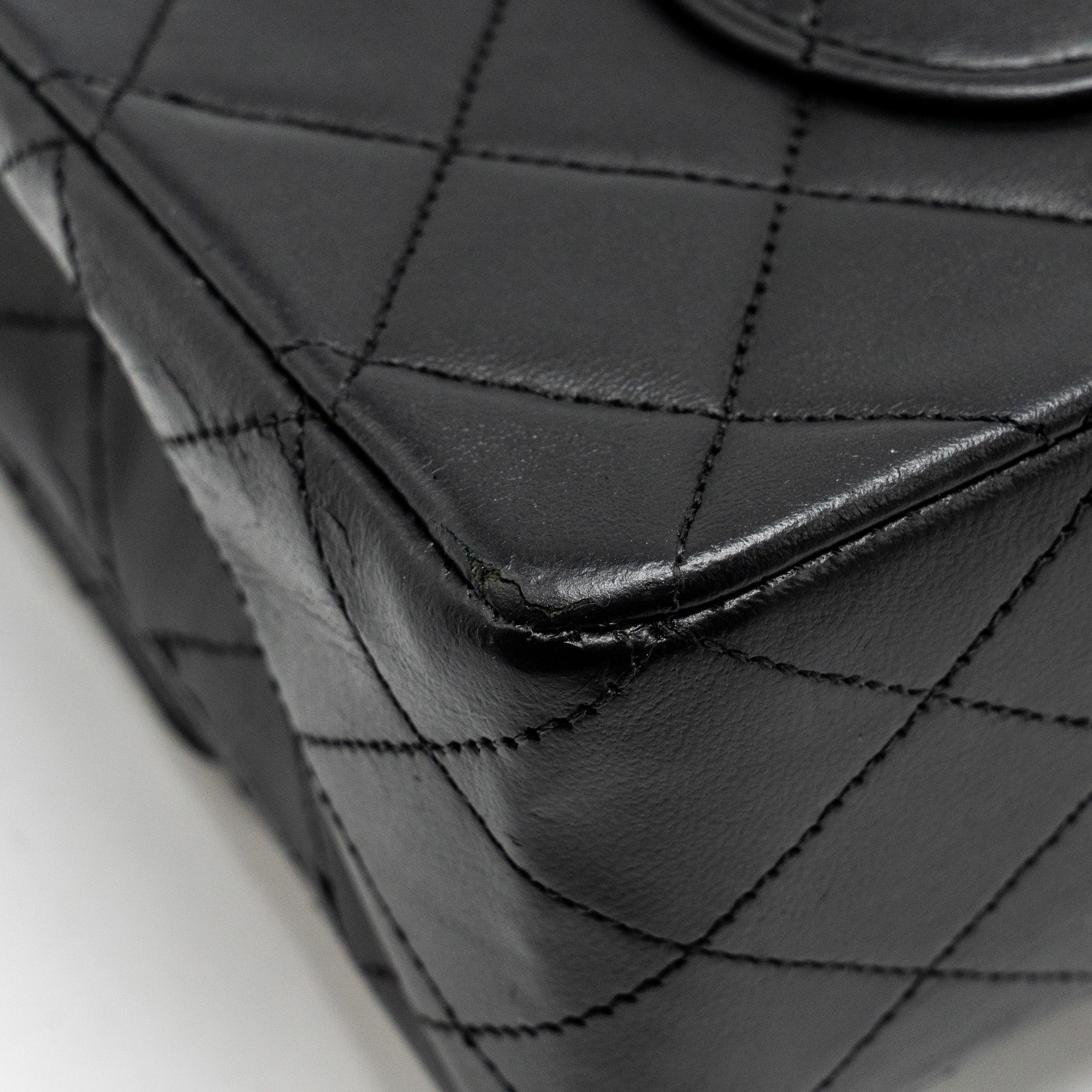 Chanel Vintage Medium Classic Double Flap Bag lambskin black