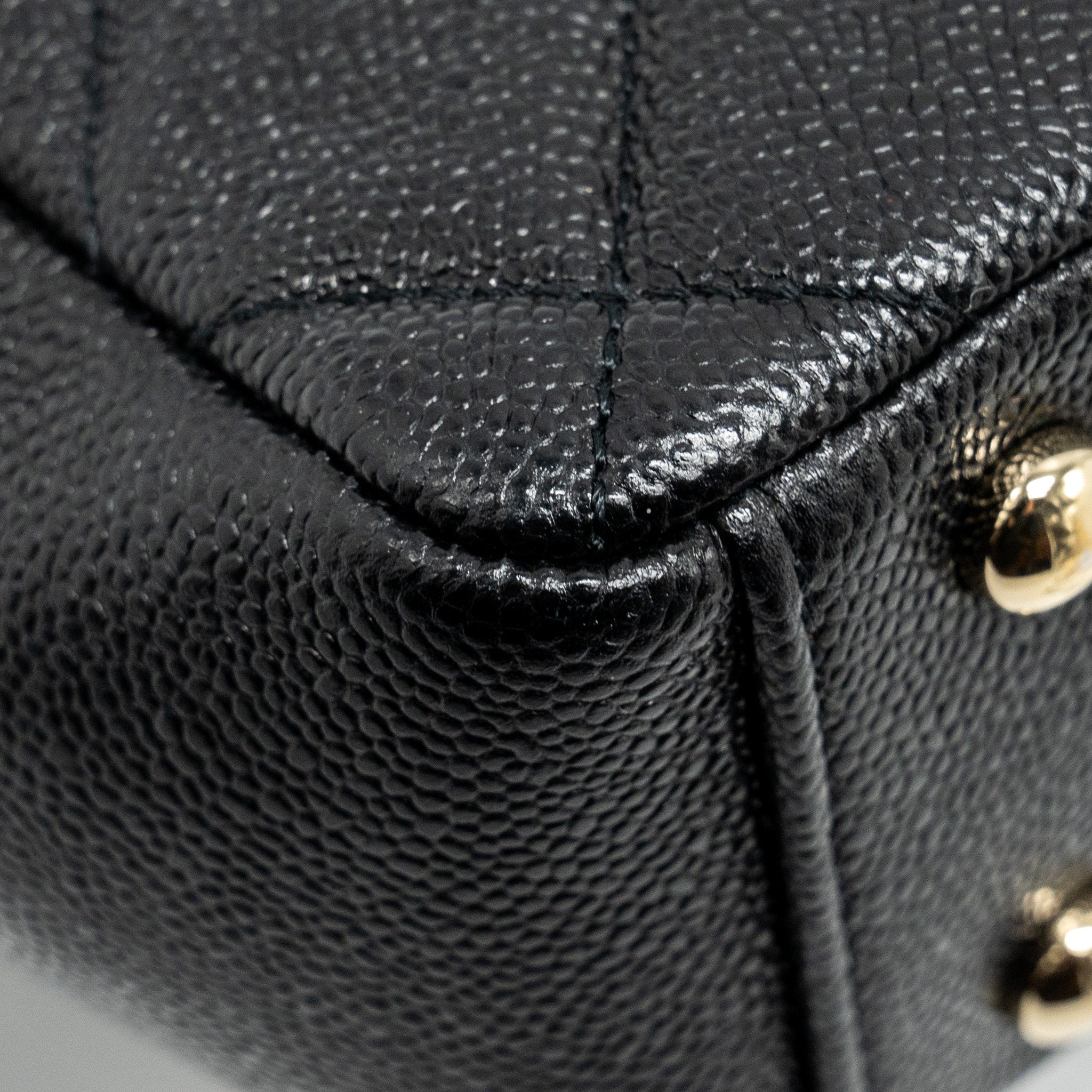 Chanel Small Business Affinity Caviar Black L