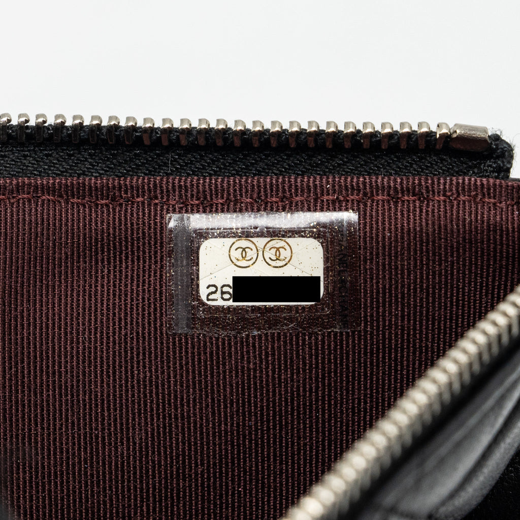 Chanel phone zip pouch lambskin Black